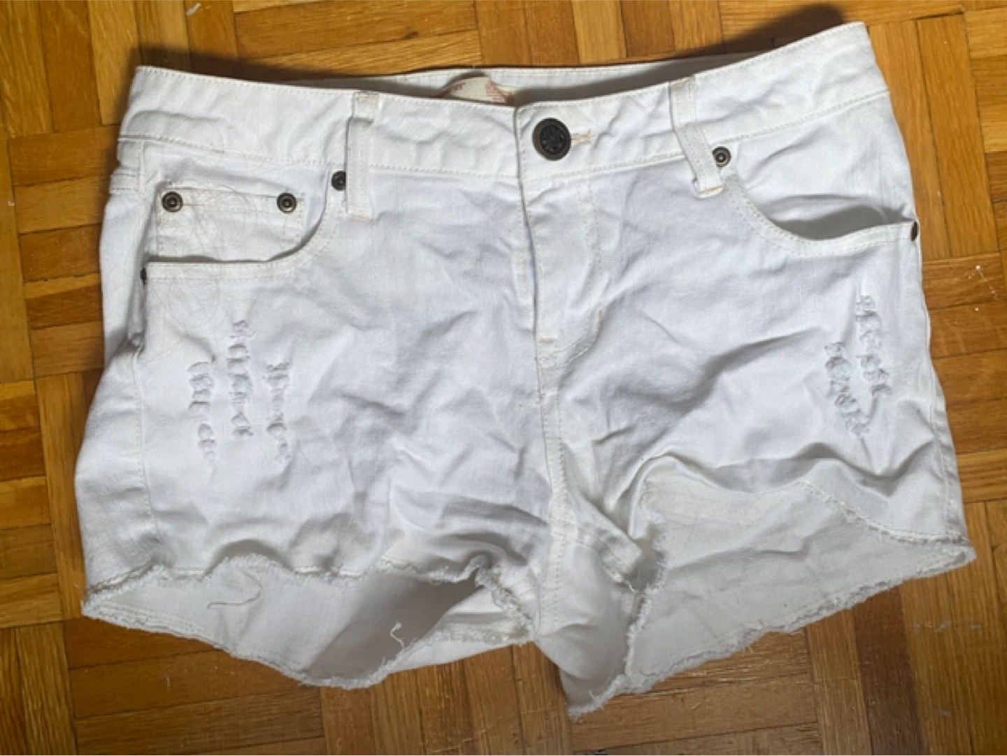 White Distressed Denim Shorts - photo 2
