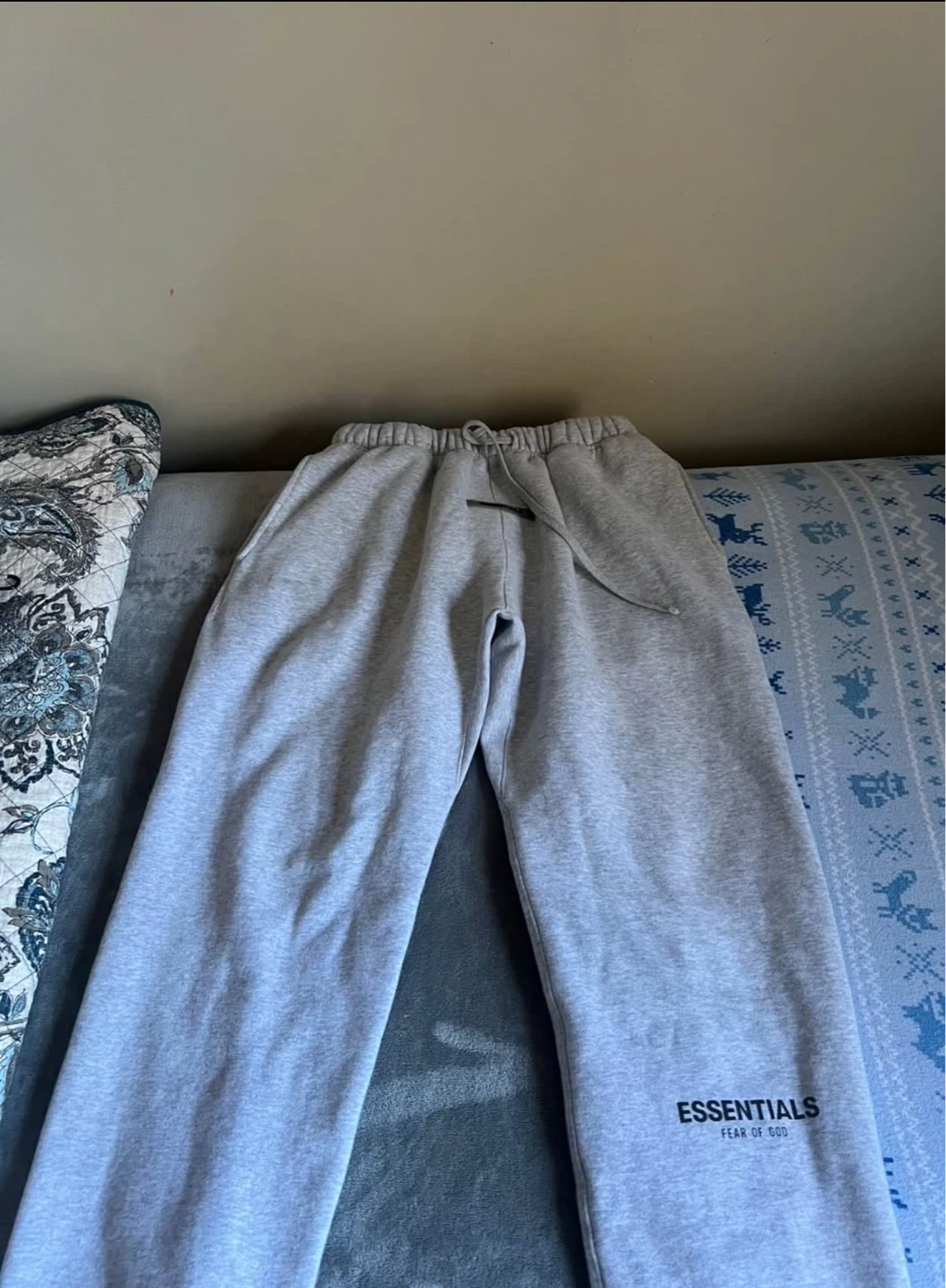 ESSENTIALS Fear of God Grey Sweatpants Size L