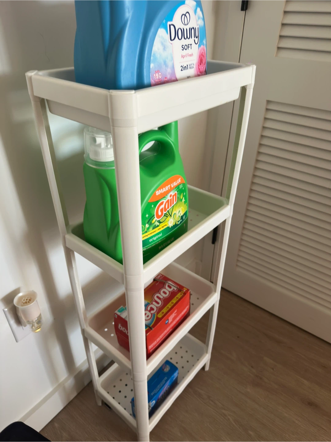 Moving sale / IKEA VESKEN Shelf Unit (White) like new - photo 4