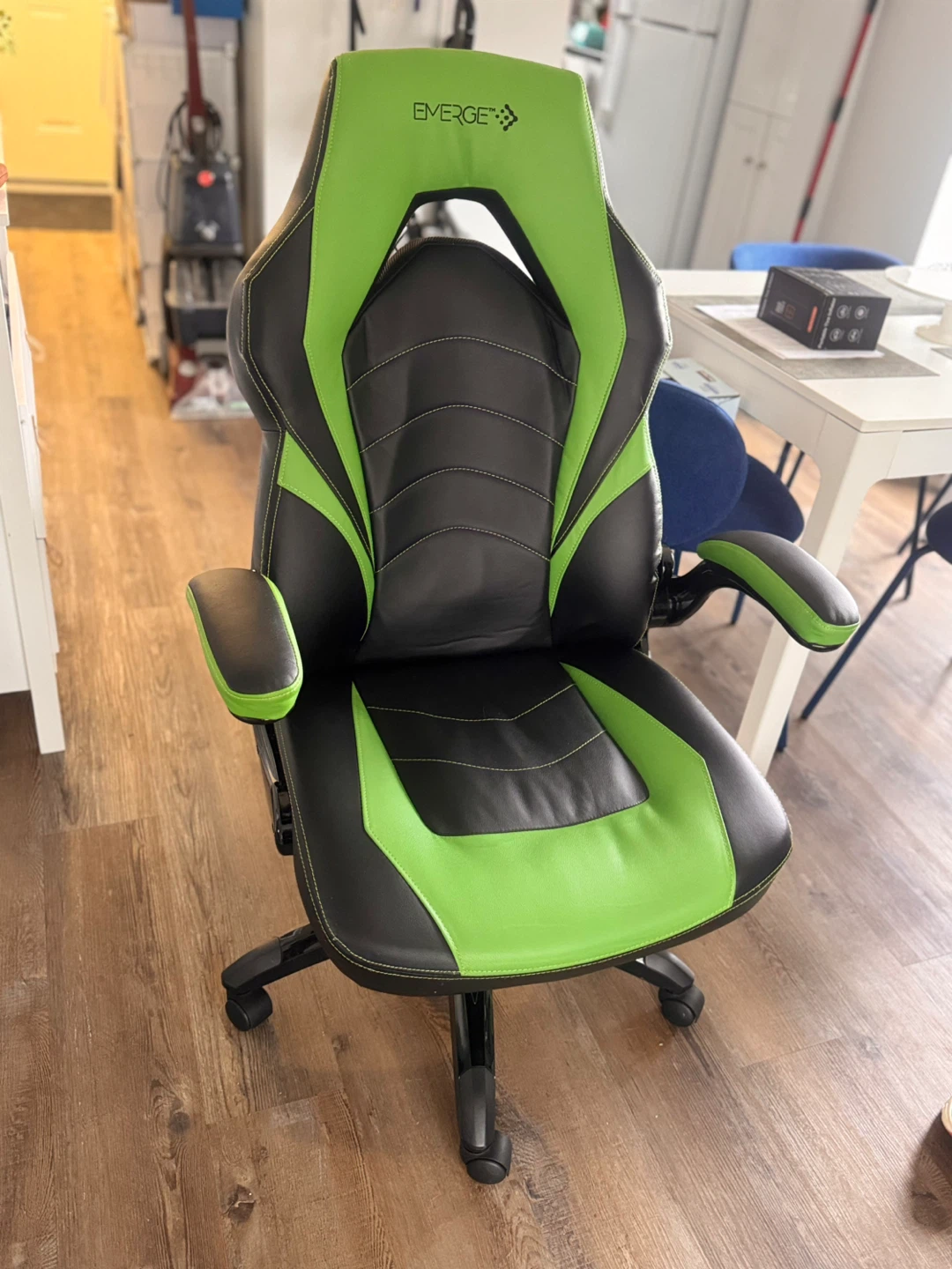 EMERGE Gaming Chair - photo 2