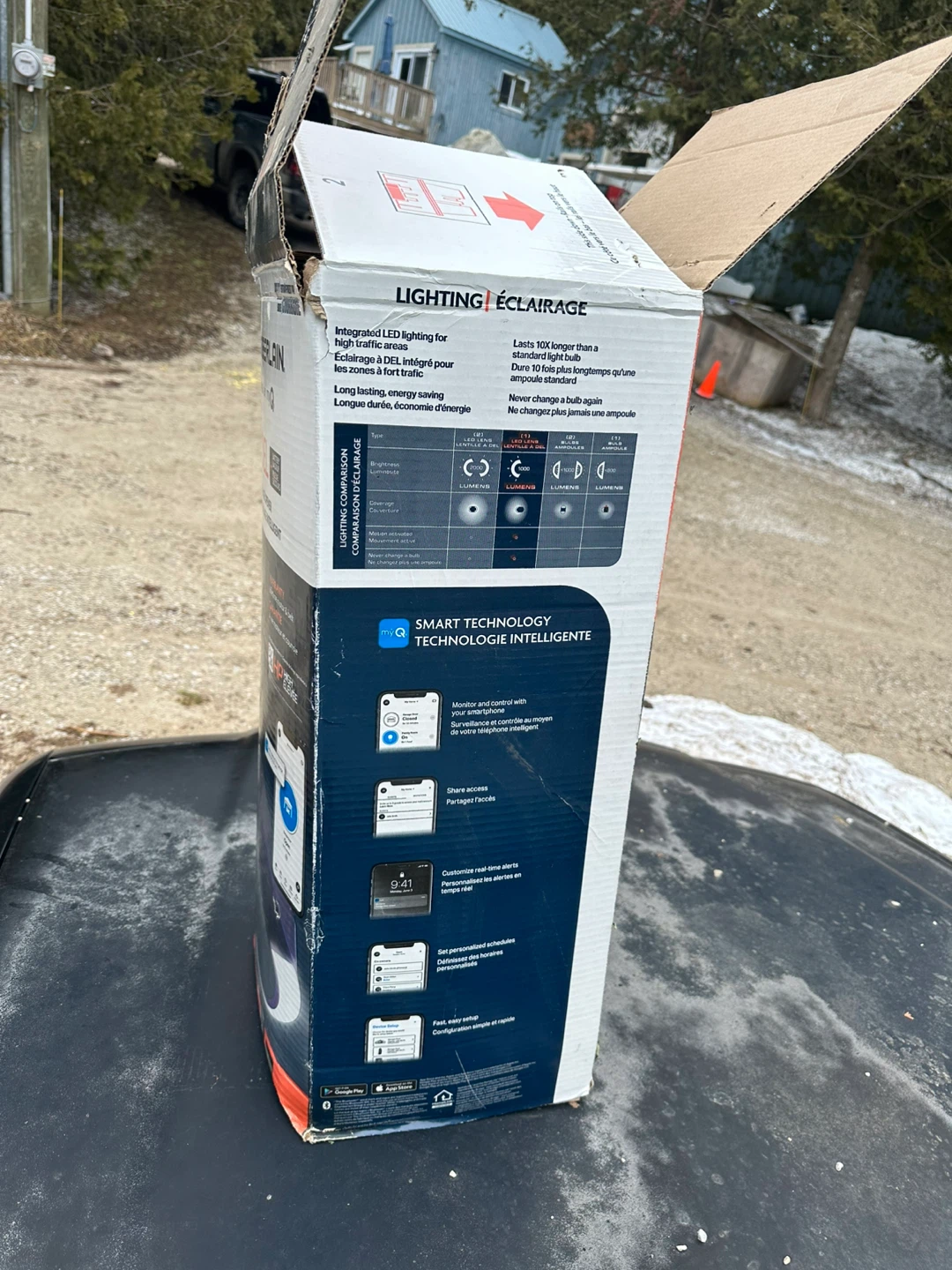Chamberlain LED DEL Smart Garage Opener - photo 3