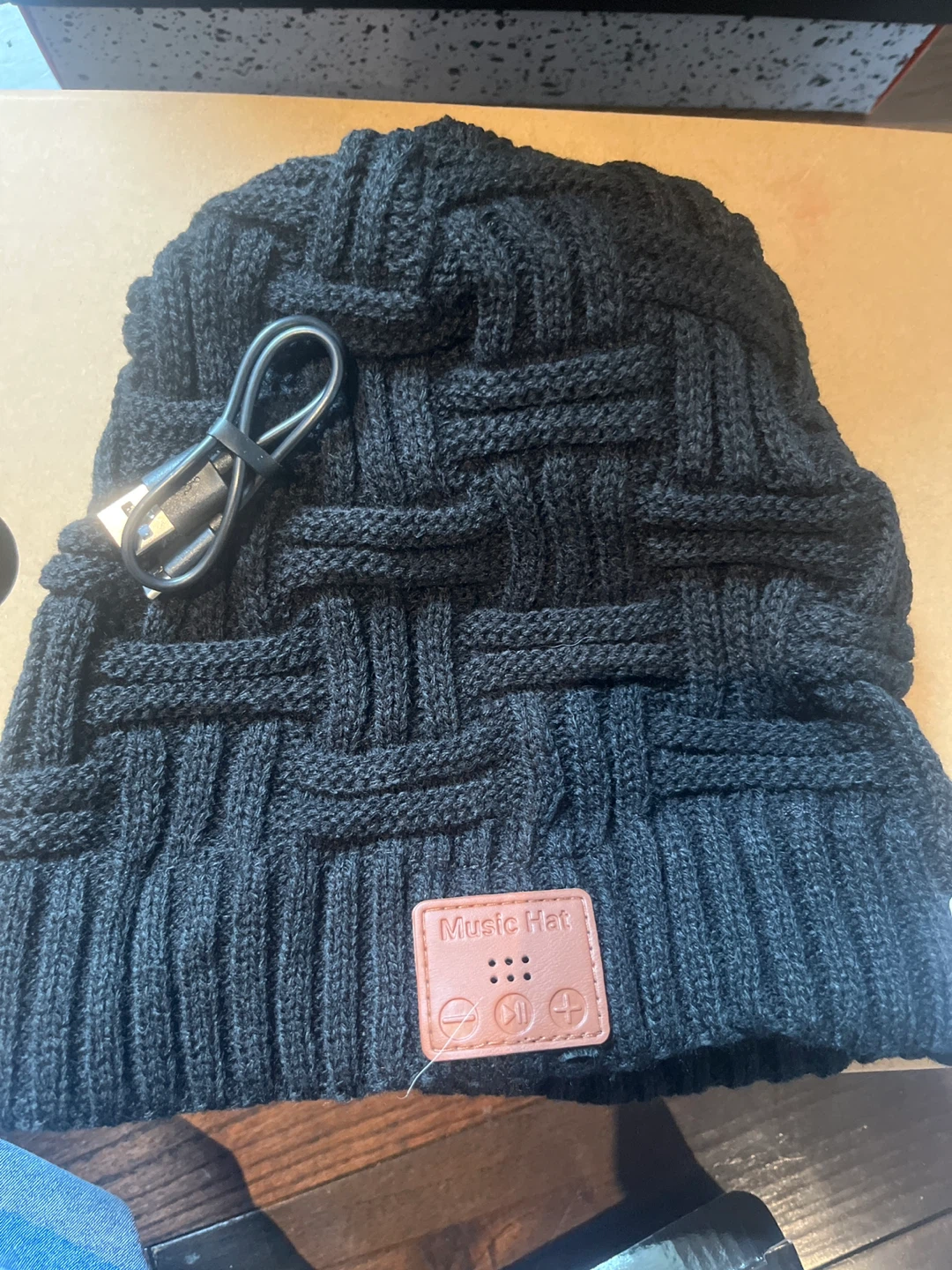 Beanie Hat with Bluetooth Speaker - photo 2