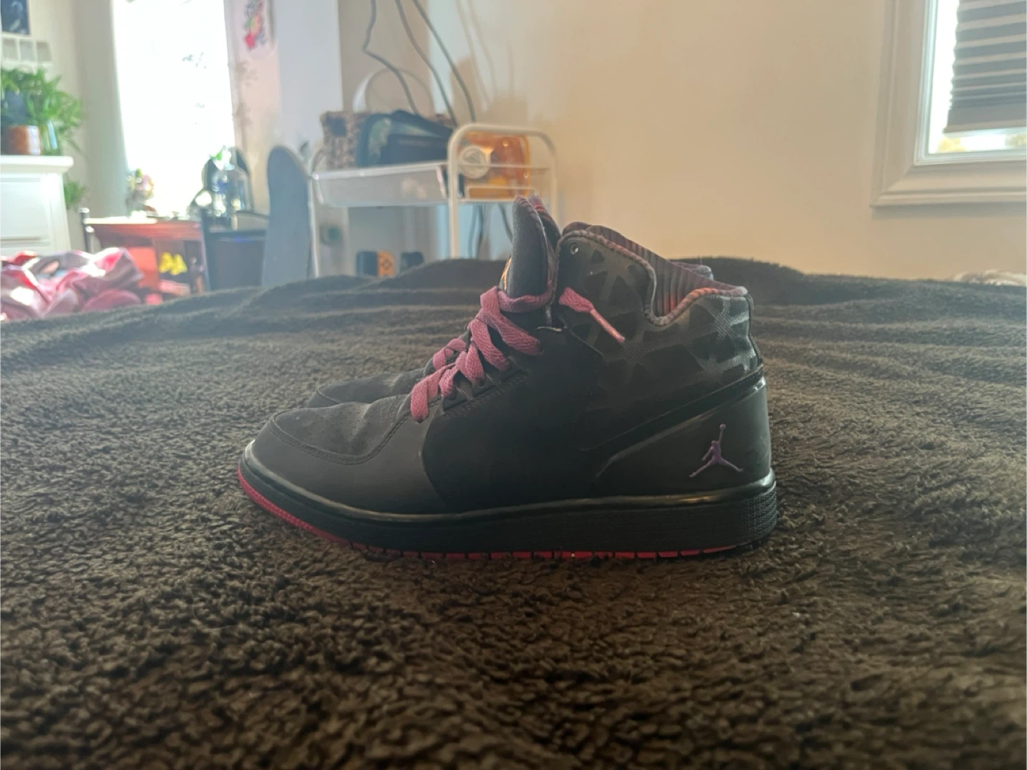 Nike Air Jordan Flight 3 GG - Youth size 6 - photo 2