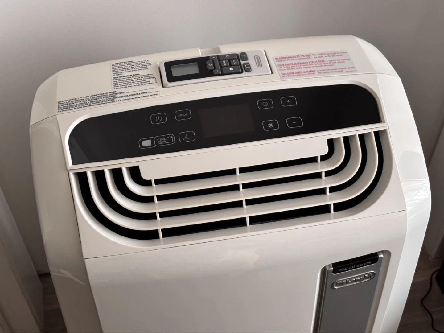 [Moving Sale] DeLonghi Pinguino 3-in-1 Portable Air Conditioner - photo 2