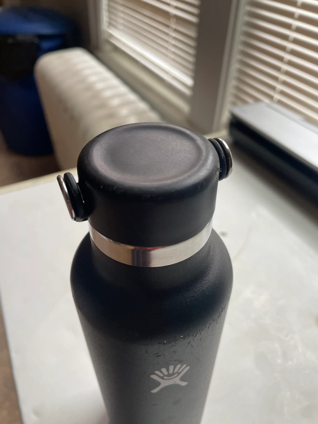 Hydro Flask 21 oz Water Bottle - Black - photo 4