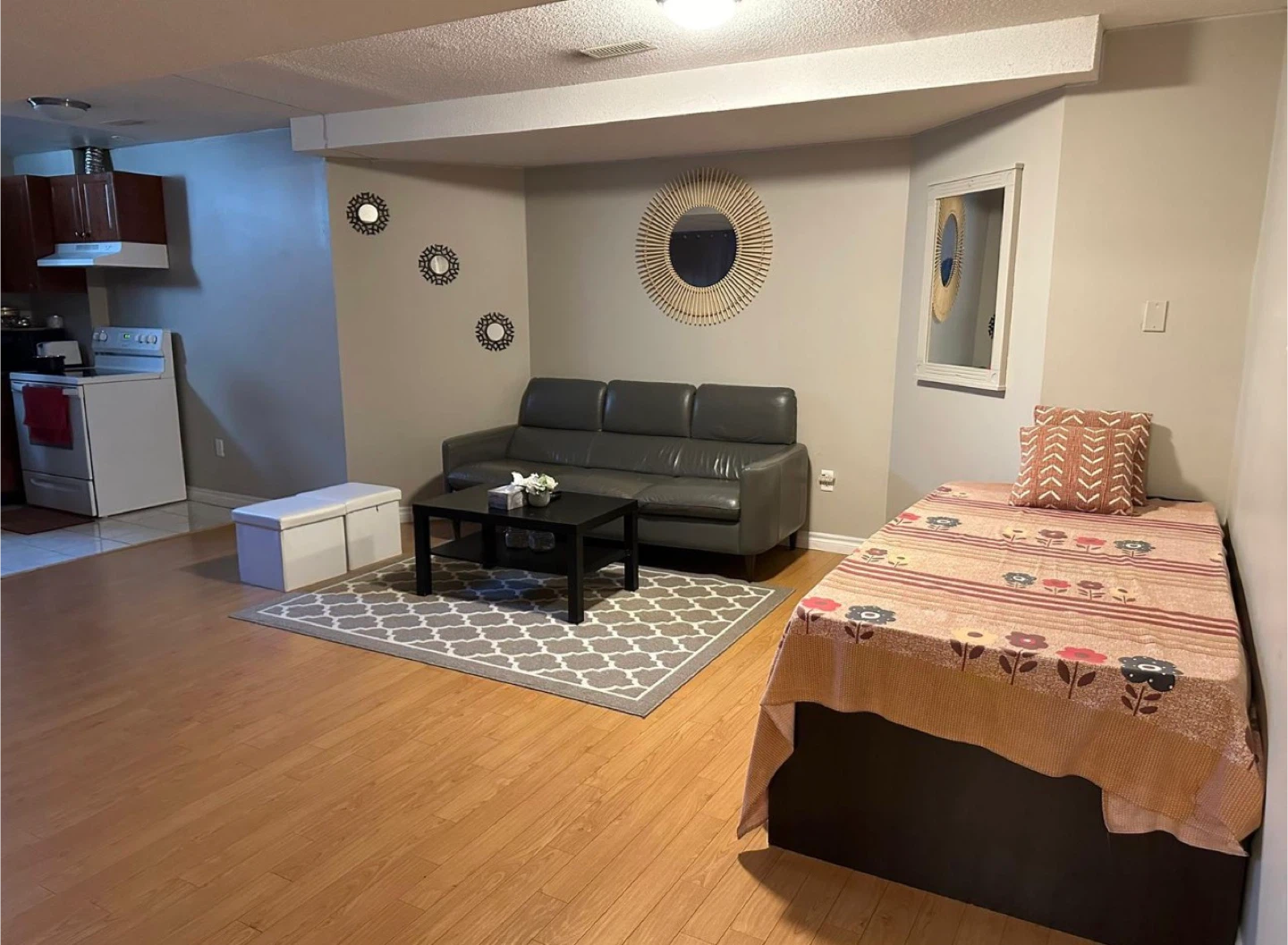 Basement apartment for Rent from May 01, 2026 - photo 3