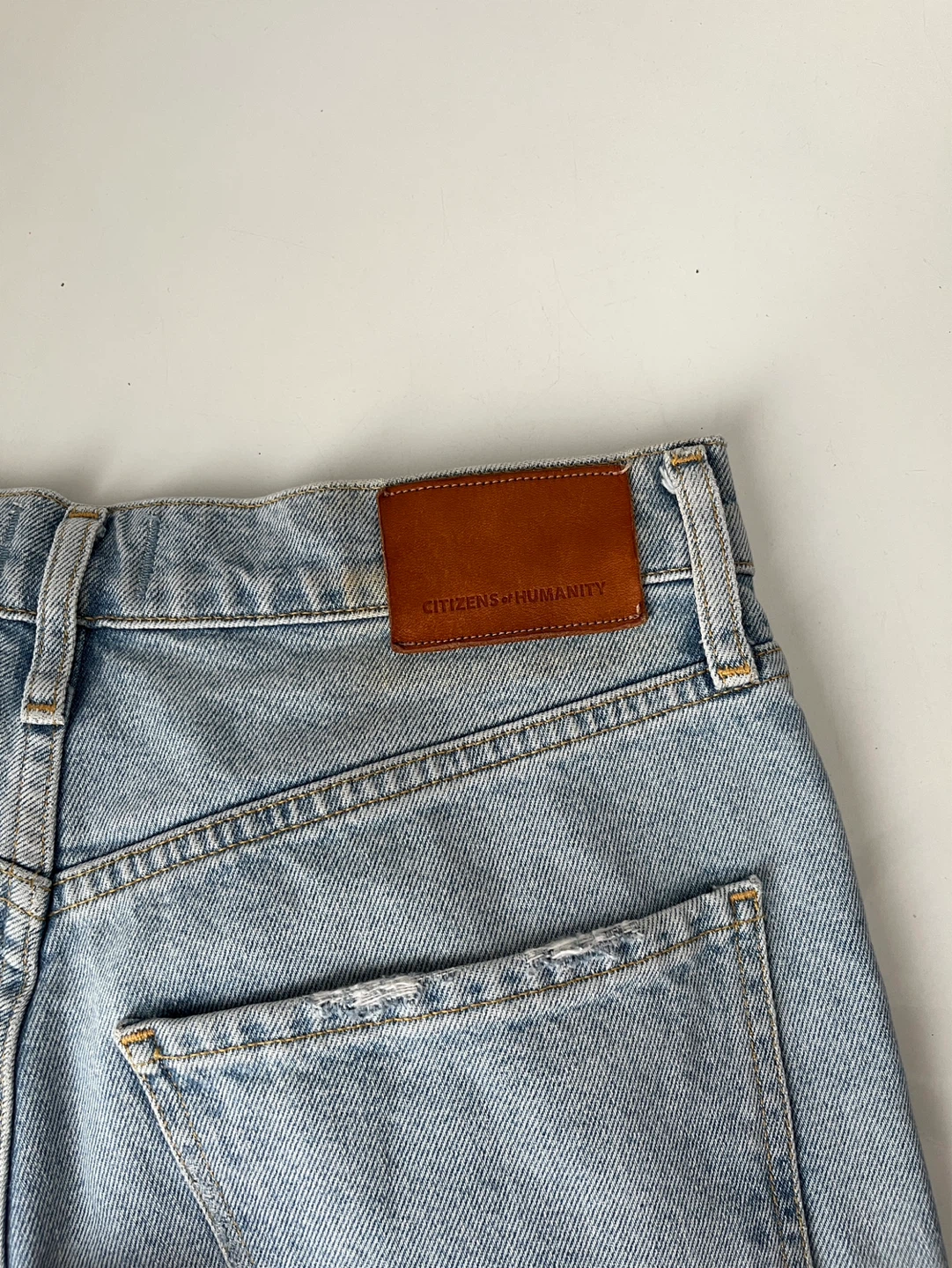 Citizens of Humanity Jolene Light Wash Distressed Jeans - photo 5