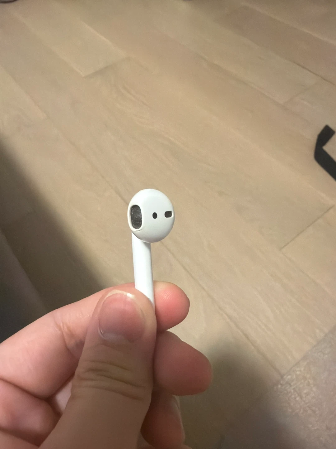 Apple AirPods with Charging Case - photo 5