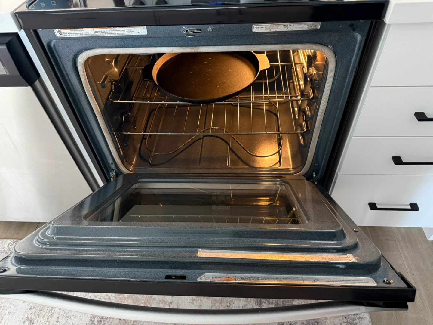 Whirlpool Stainless Steel Electric Range with Oven - photo 5