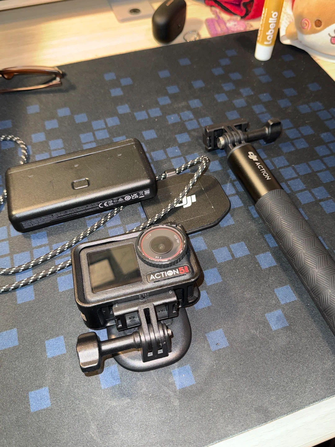 DJI Osmo Action 5 Adventure Combo