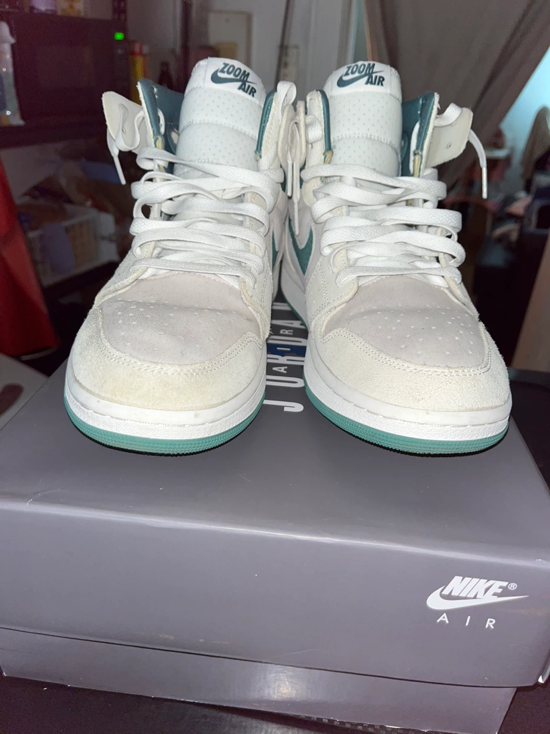 Men’s sneakers