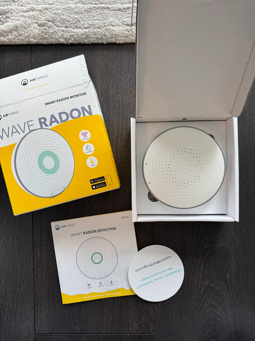 Airthings Wave Radon Smart Radon Monitor