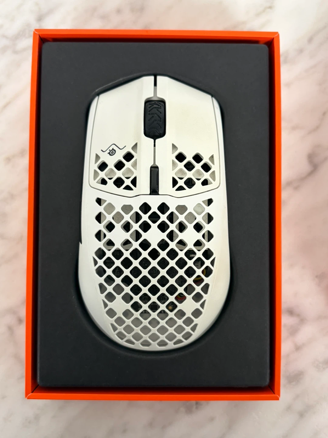 Gaming mouse SteelSeries Aerox 3 Wireless White - photo 3