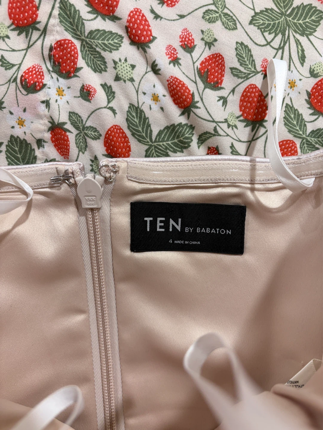 TEN by Babaton Bodysuit Size 4 - photo 2