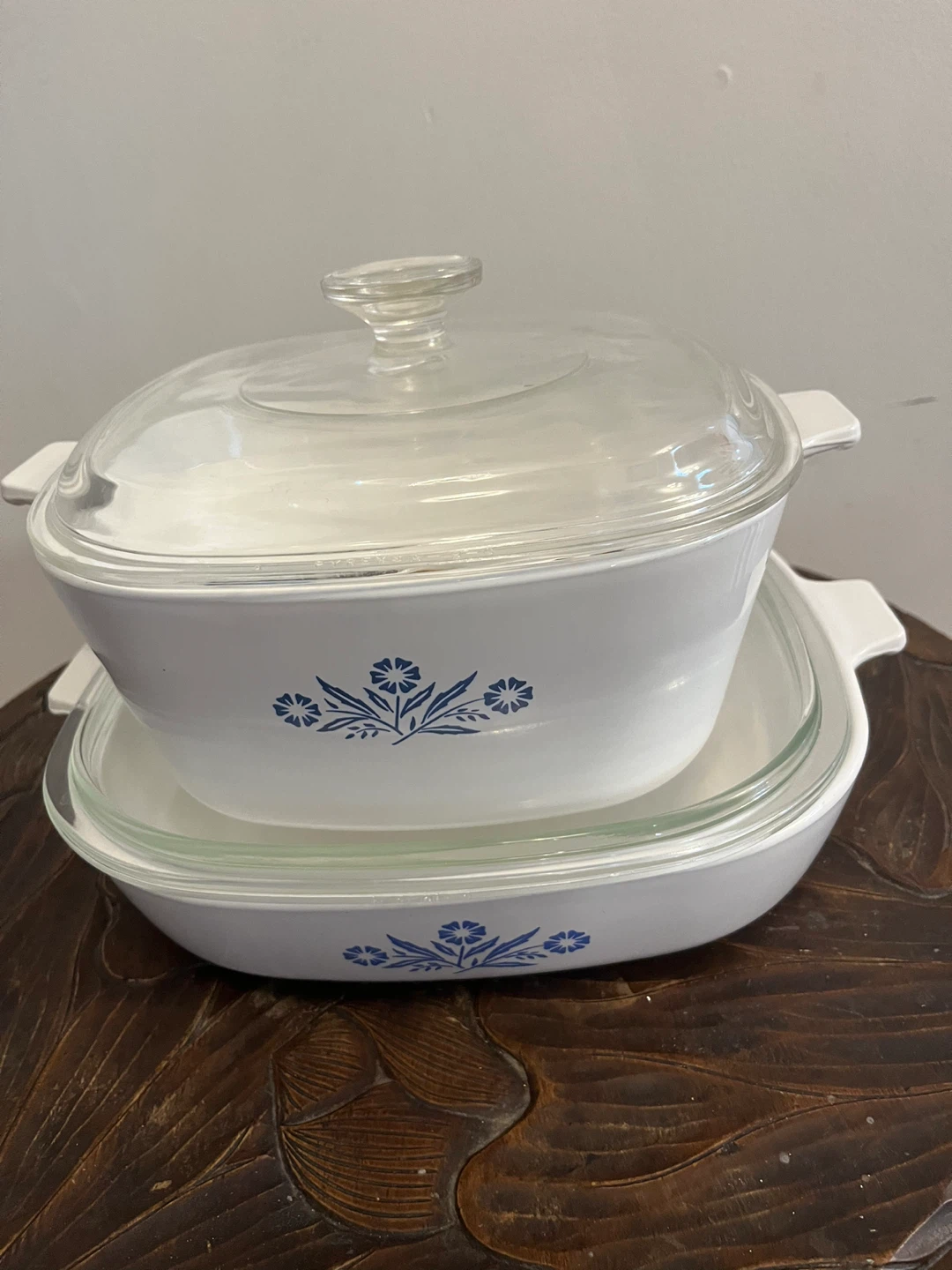 Pyrex White Blue Floral Casserole Dish with Lid
