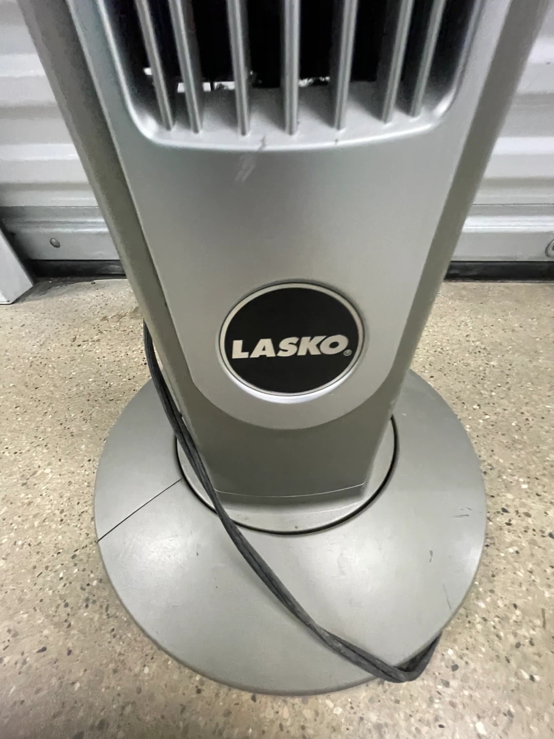 Lasko Tower Fan - photo 2