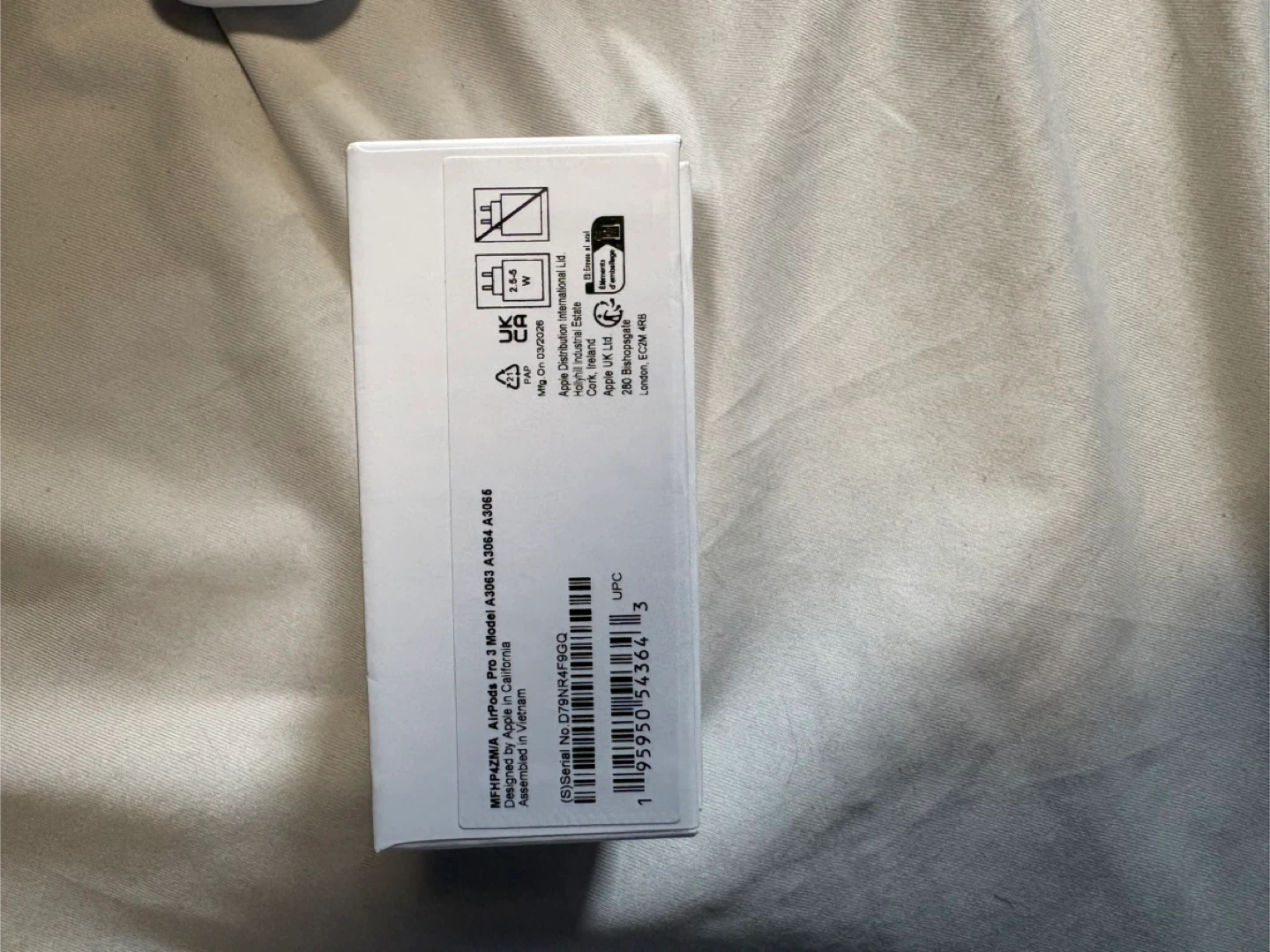 Apple AirPods Pro 3rd Gen Wireless Earbuds - photo 3