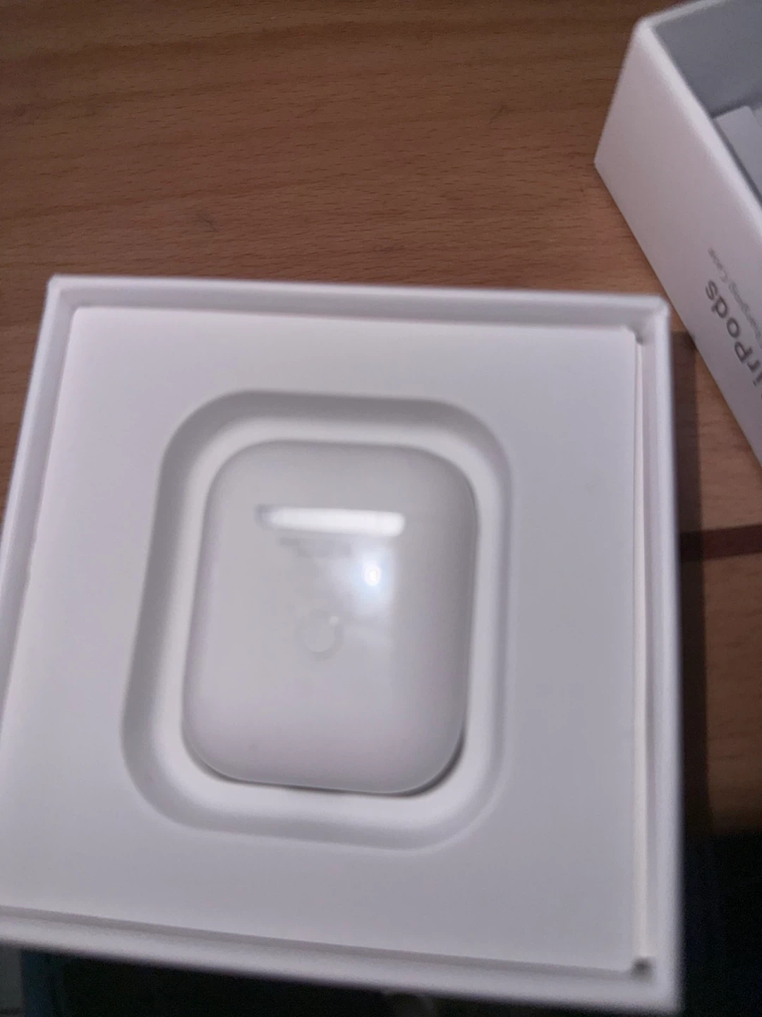 Apple AirPods with Wireless Charging Case - photo 5