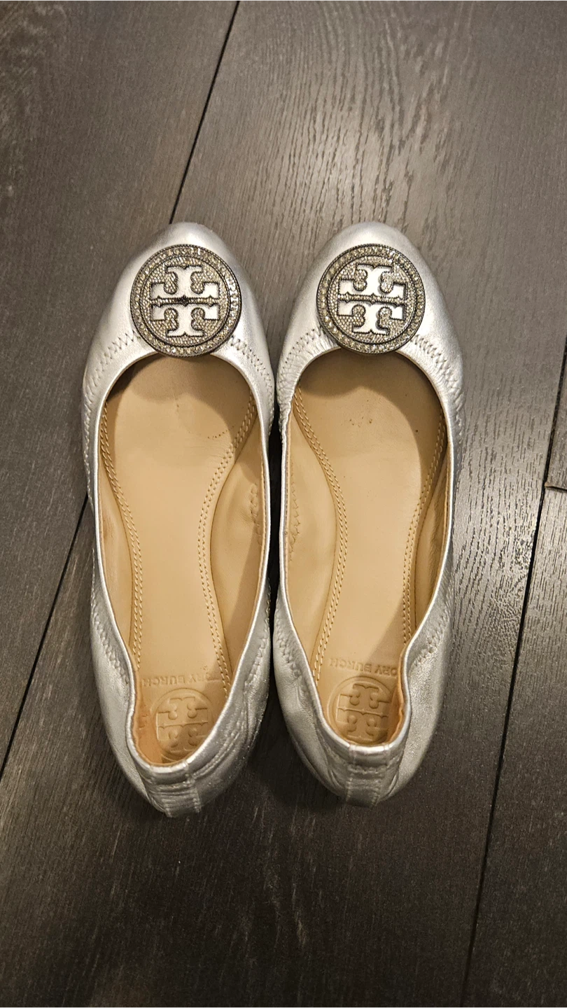 Tory Burch Silver Leather Ballet Flats Size 5M