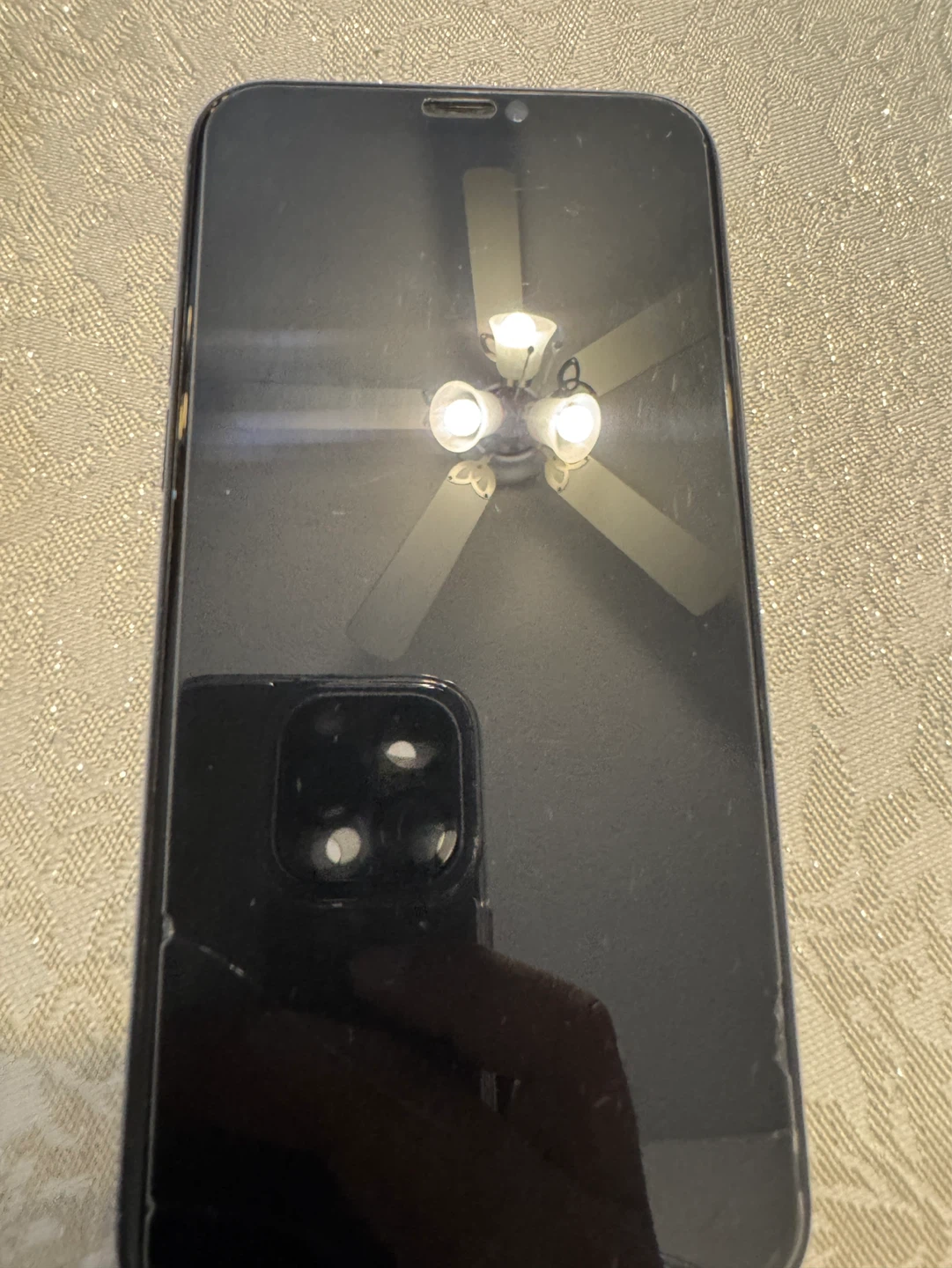 Apple iPhone 11 Pro - Midnight Green