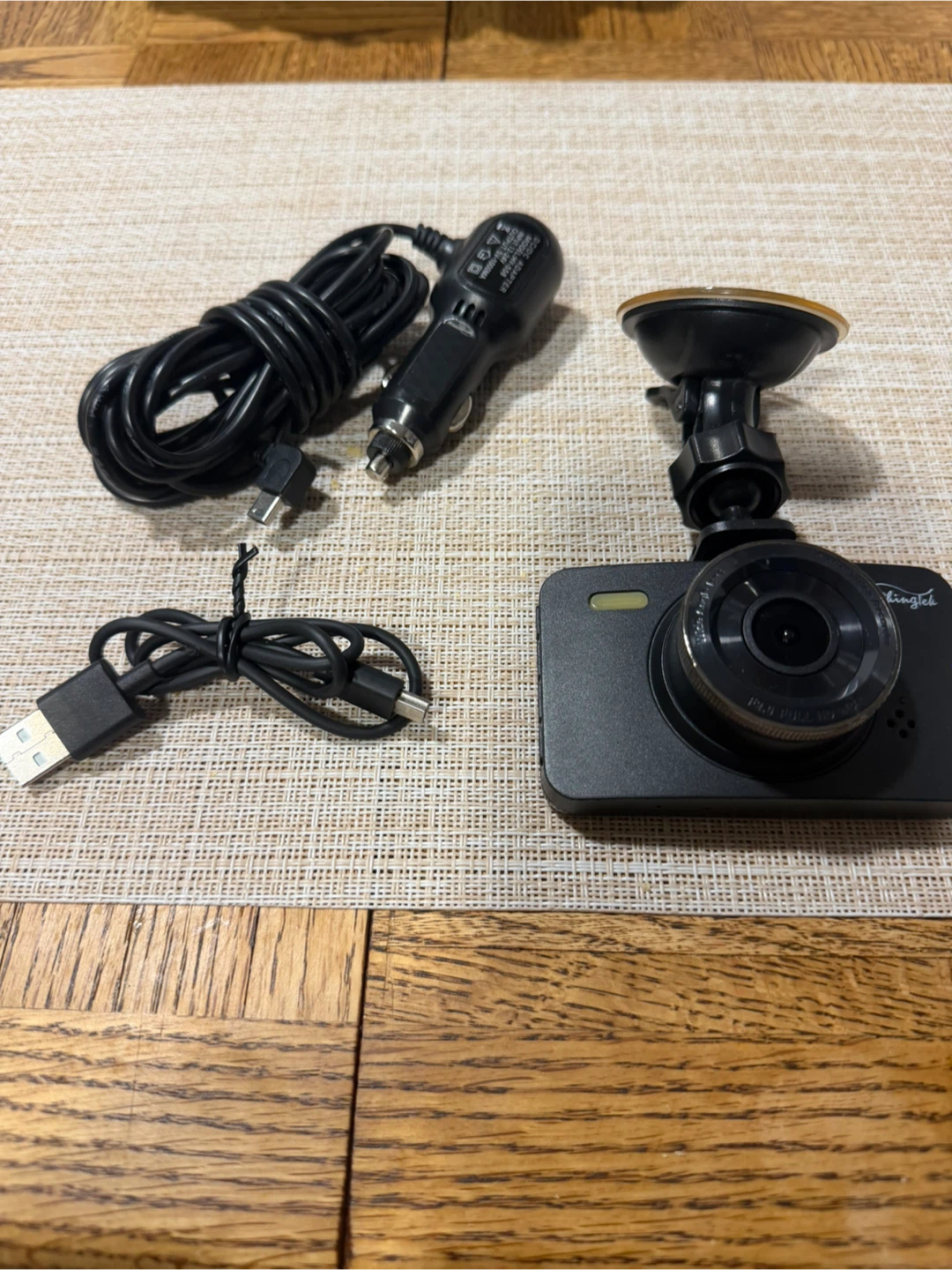 Pathingtech Dash Cam with Car Charger and USB Cable - photo 4