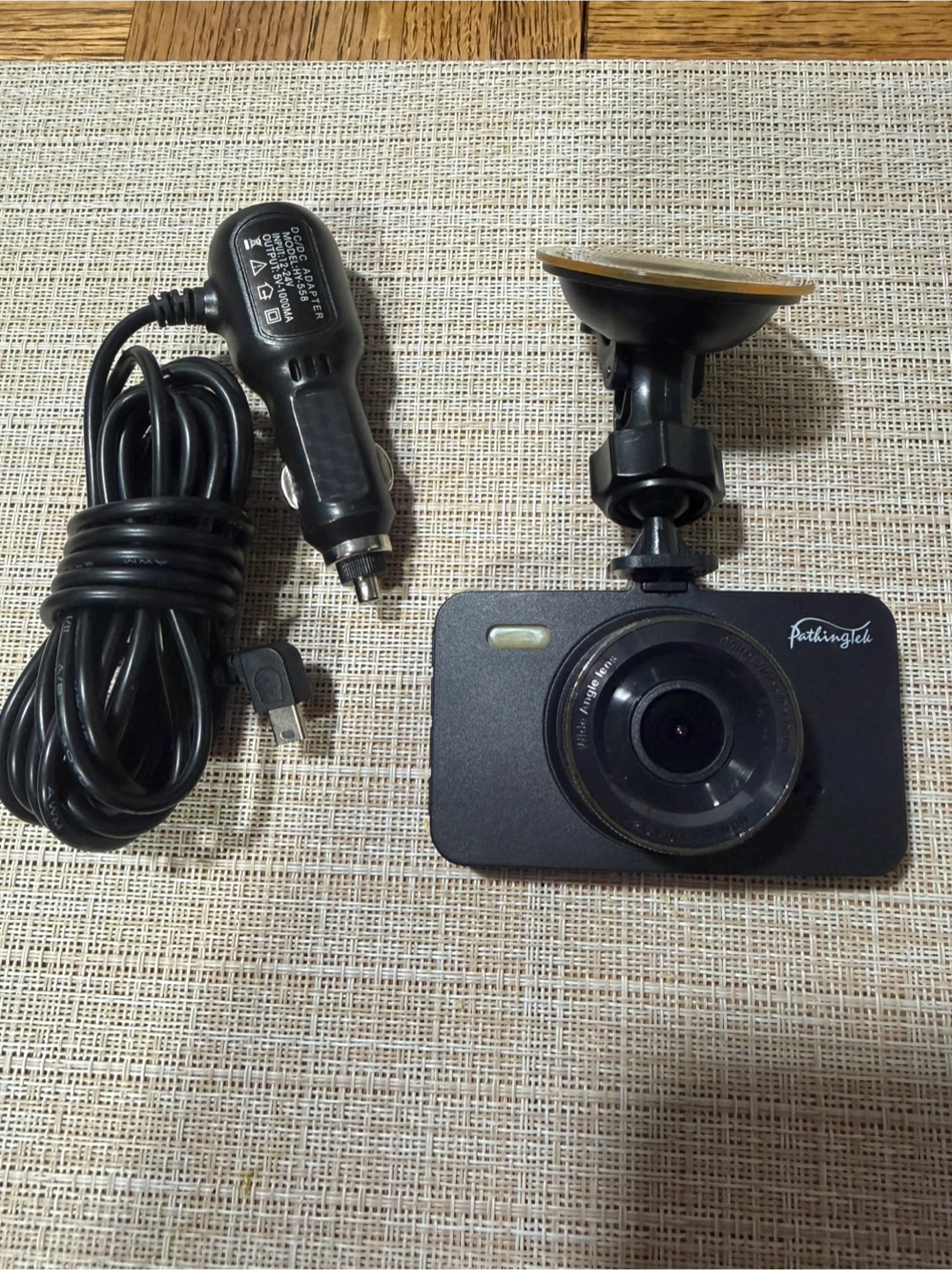 Pathingtech Dash Cam with Car Charger and USB Cable - photo 3