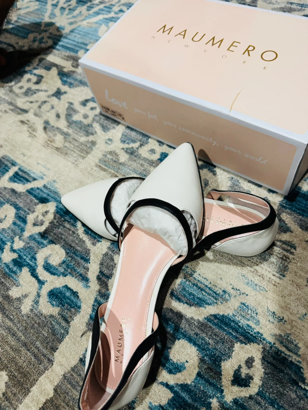 MAUMERO NEW YORK Flats - Ivory, Size 9 - photo 4