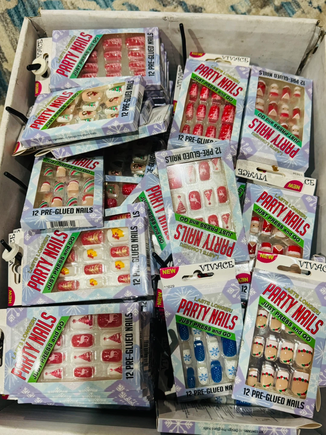 Party Nails Press-On Falsies (Various Holiday Designs)