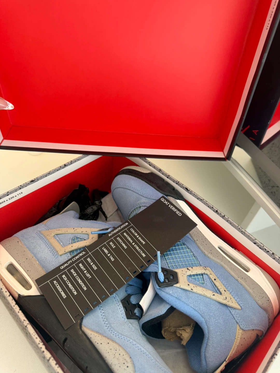 Air Jordan 4 Retro GS University Blue/Black - photo 2