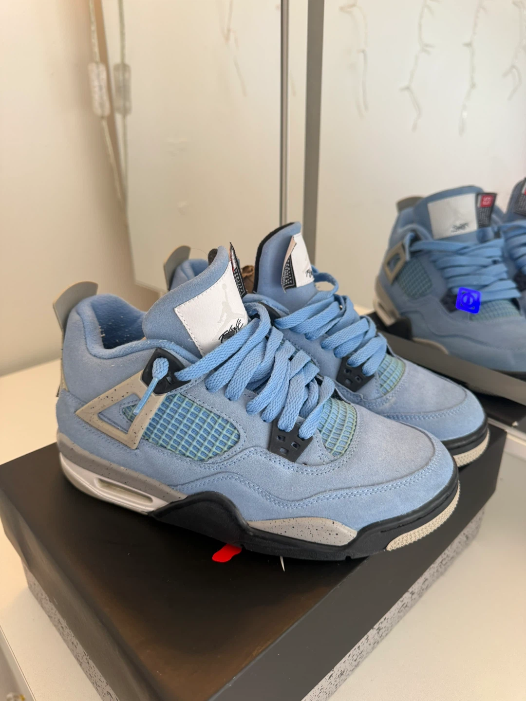 Air Jordan 4 Retro GS University Blue/Black