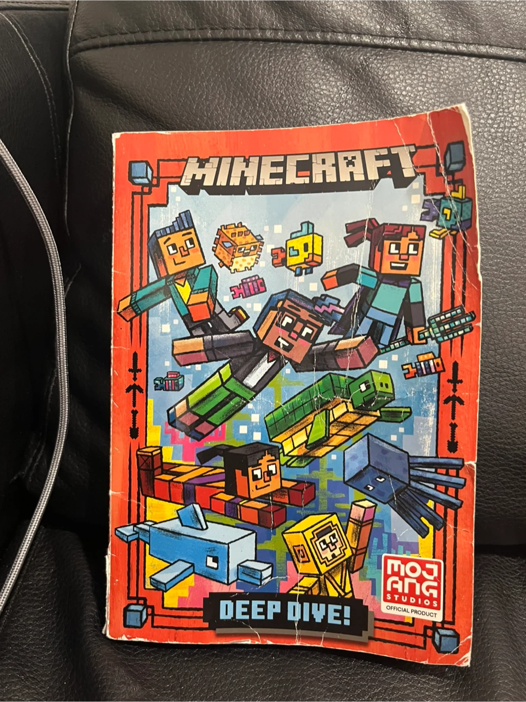 Minecraft Deep Dive! Official Product Book