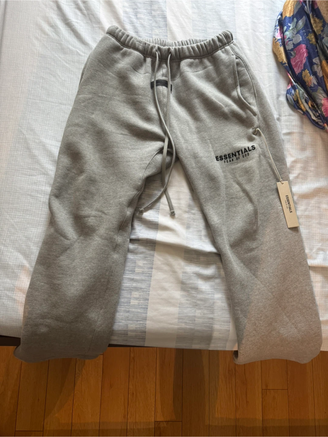 Essentials pants size L