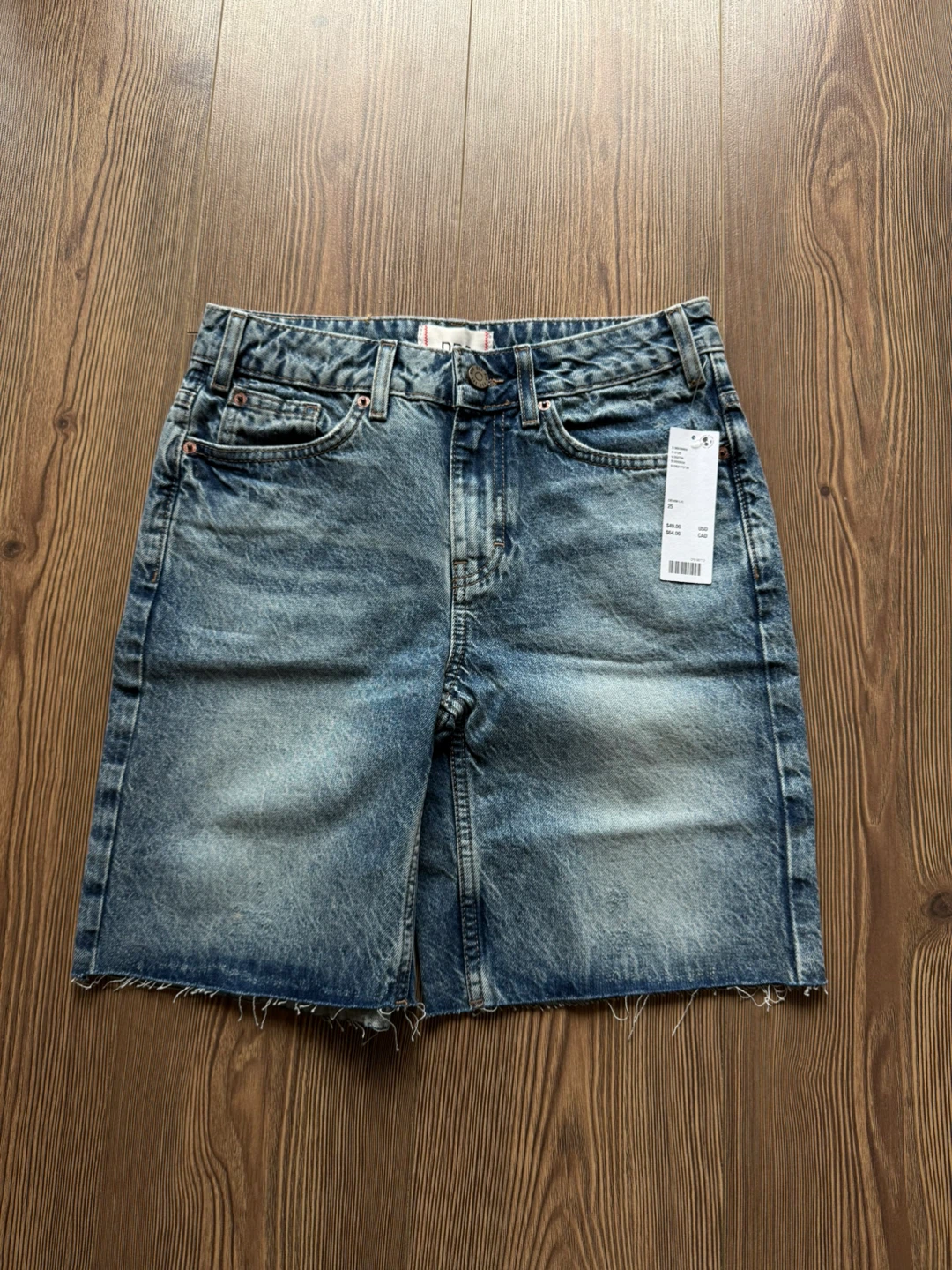 New with Tags! BDG Low Waist Baggy Jorts | Size 25