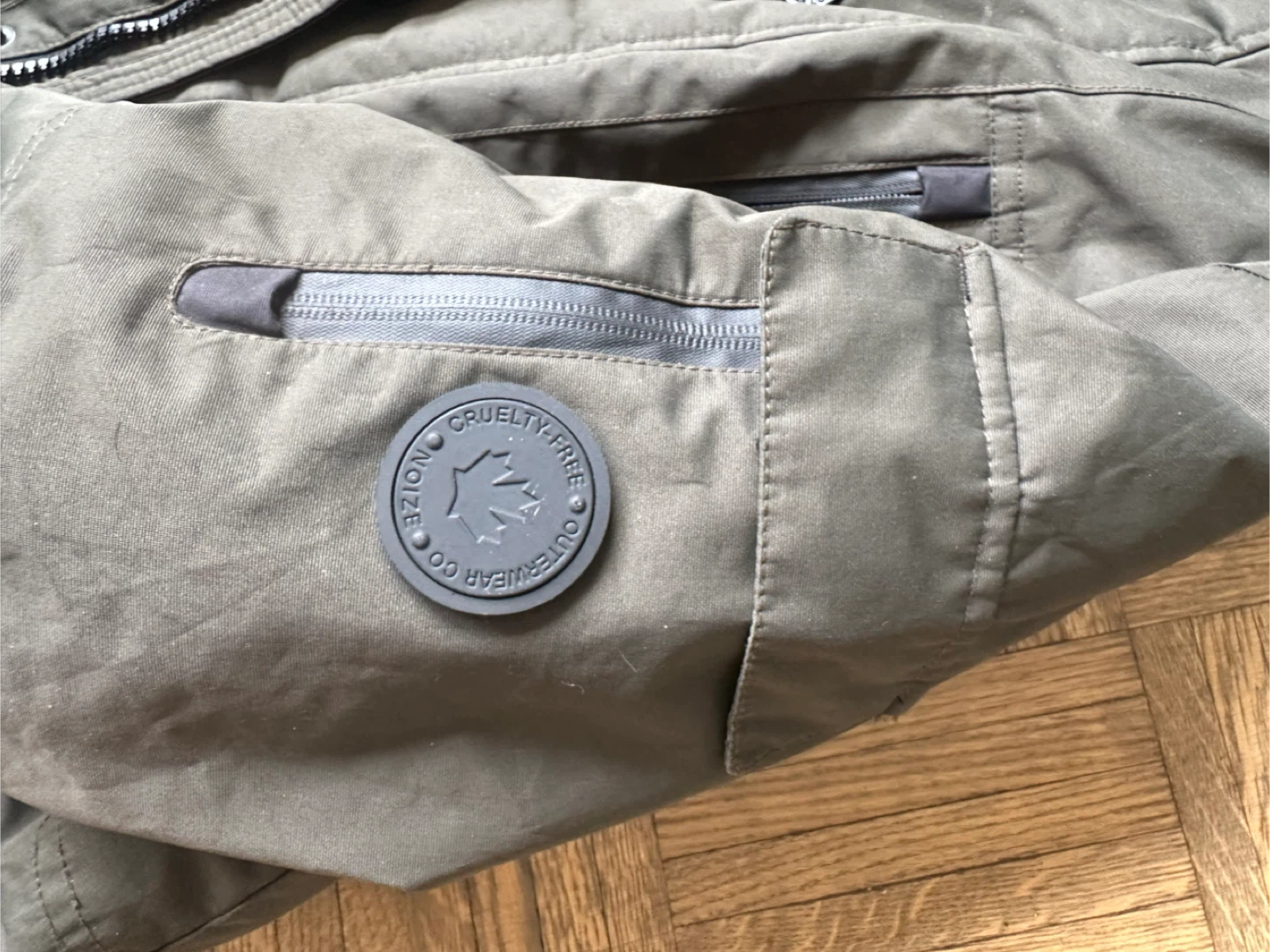 NOIZE Cruelty-Free Outerwear Parka - Size L - photo 3