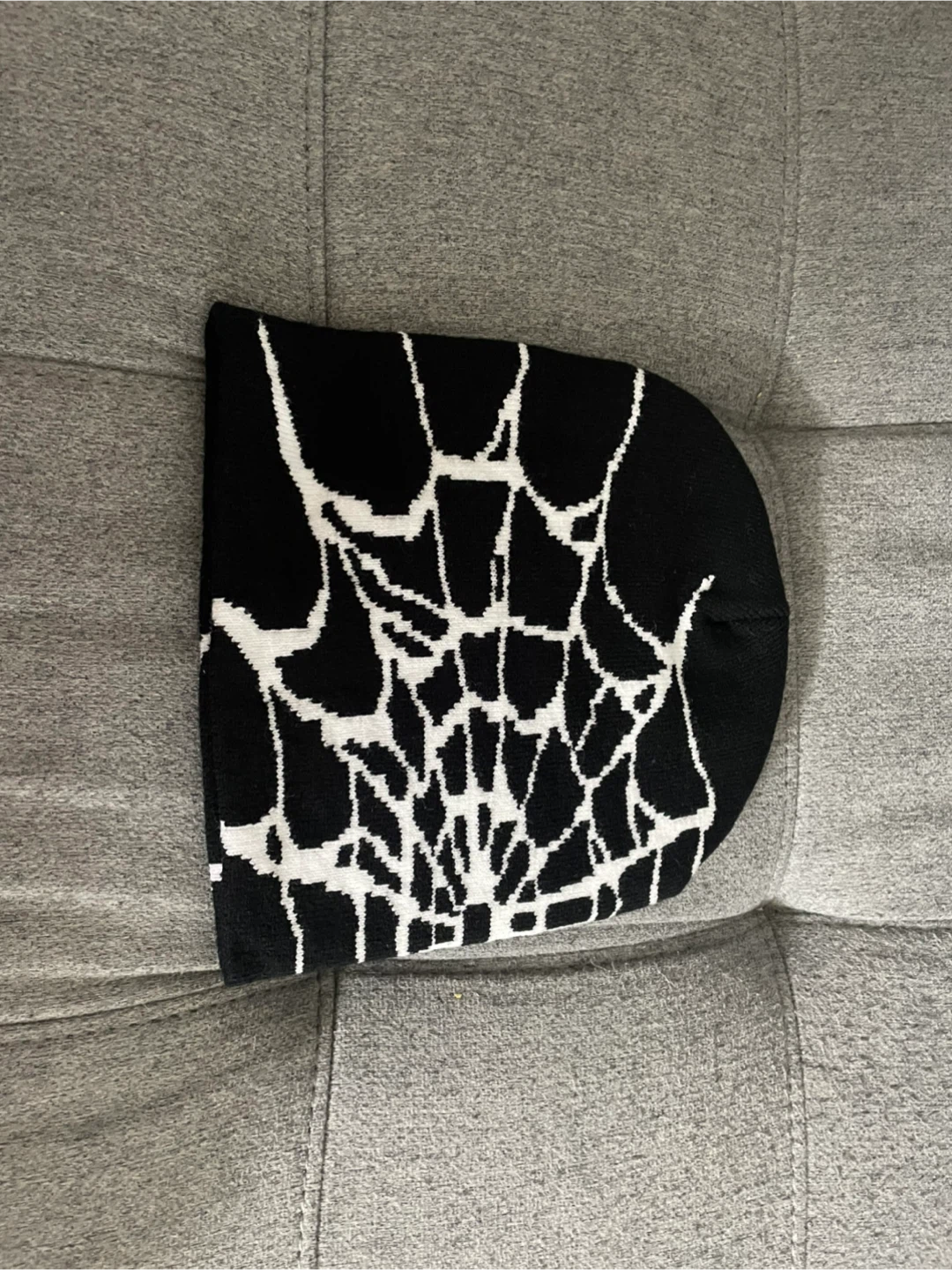 🕷️ Spider Beanie - Black 🖤