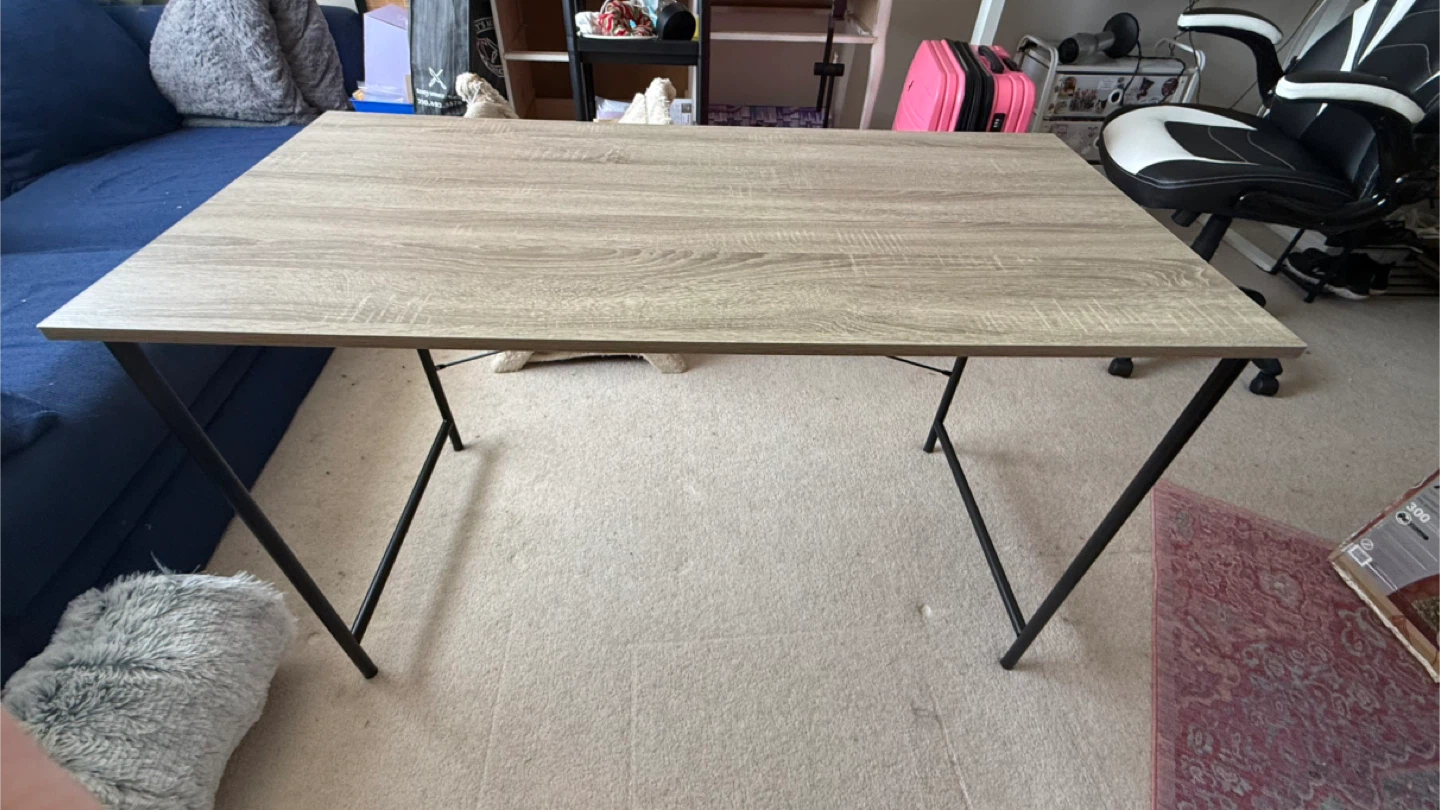 Desk NEED GONE TODAY