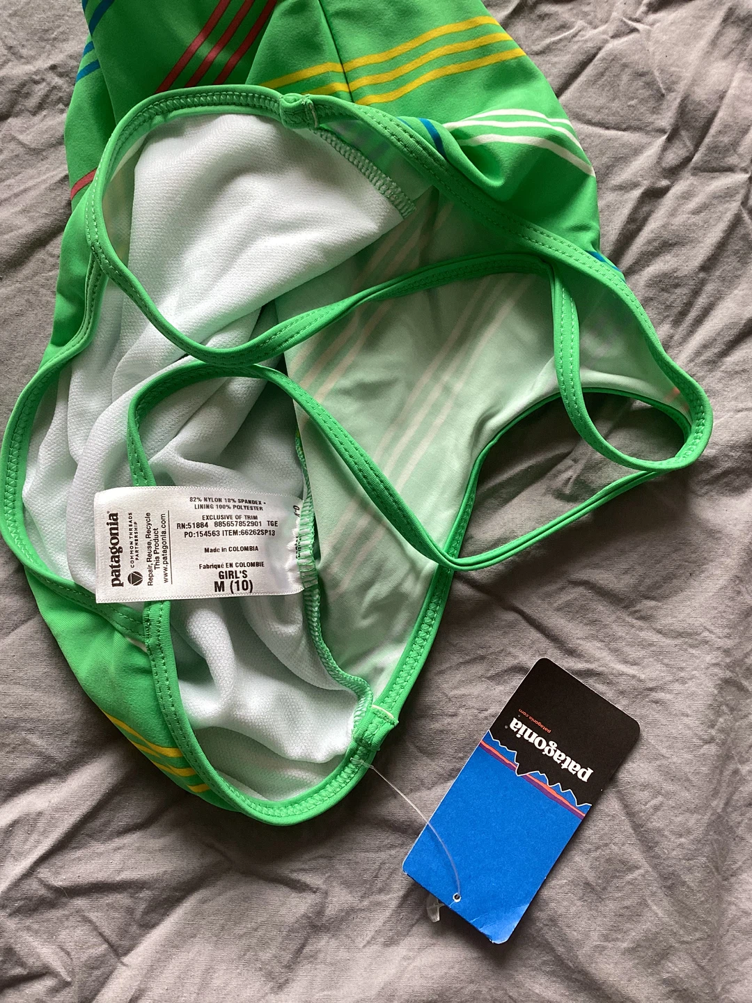 Patagonia Girls new Swimsuit - Green Stripe - Size M (10) - photo 3