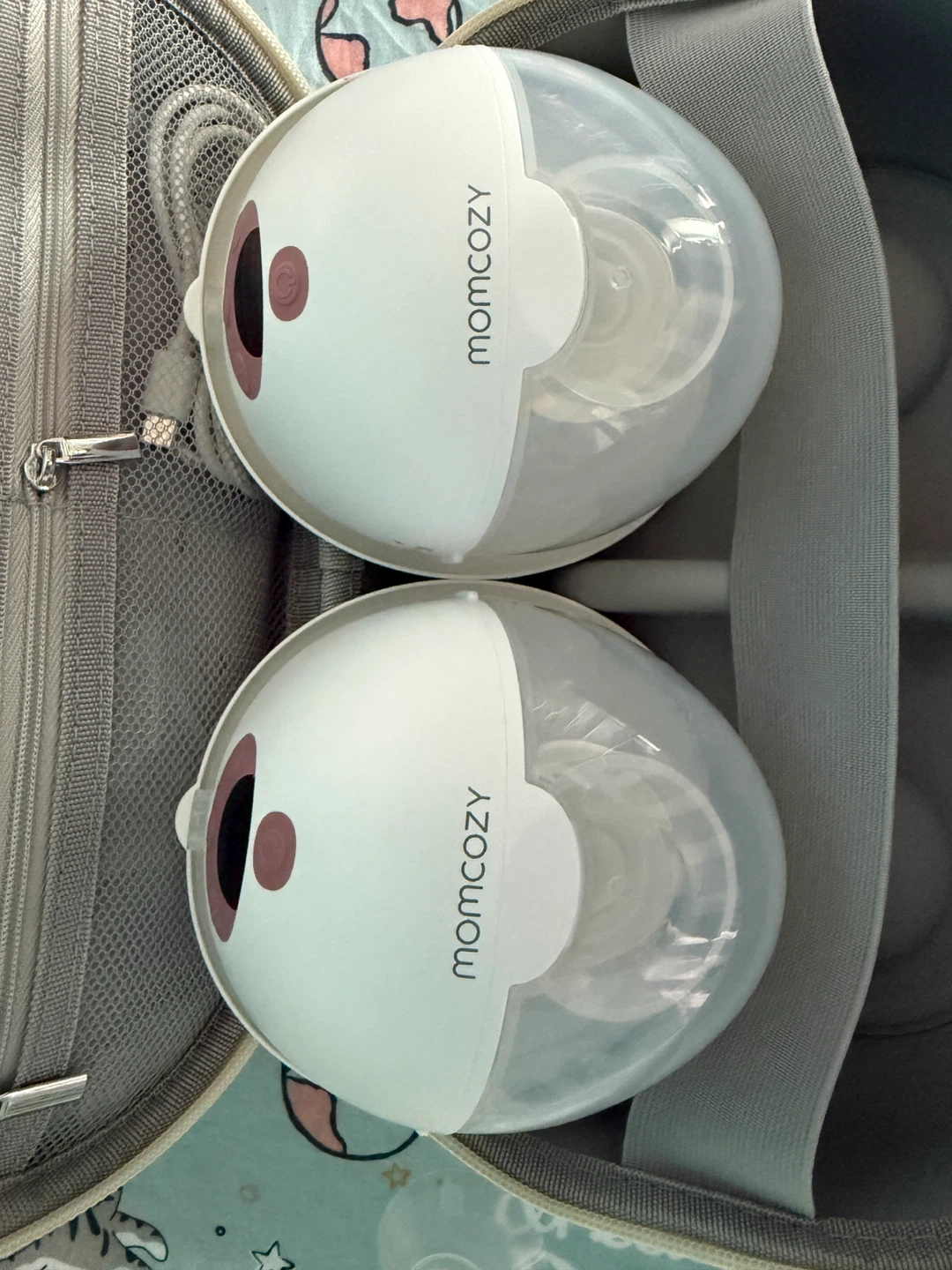 Momcozy M5 Hands-free Wearable Breast Pumps with Case - photo 3