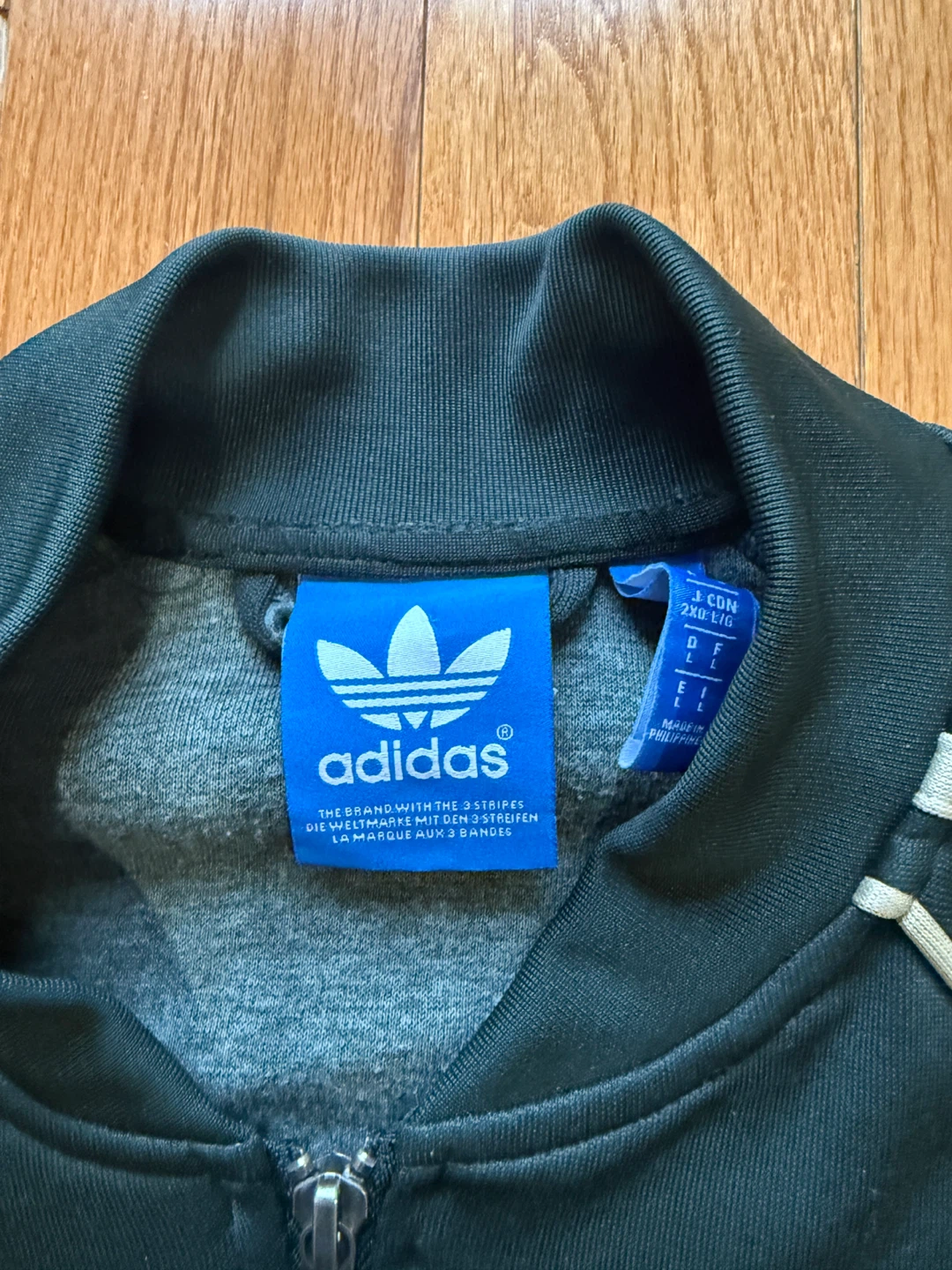 Adidas Track Jacket - Green with white Stripes - Size L - photo 3