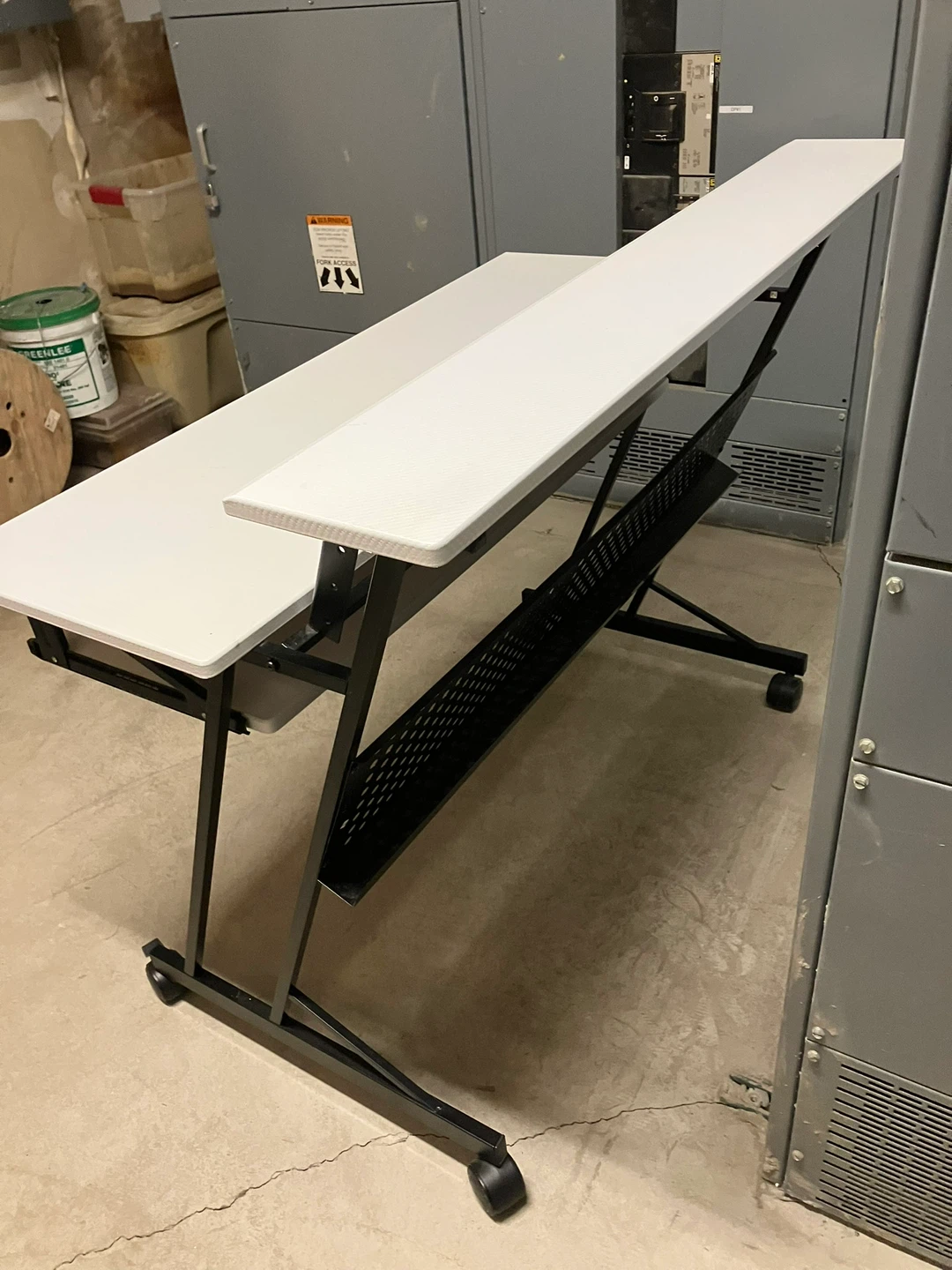 White Acme Suitor Desk, Black Metal Music Recording Studio Desk - photo 5