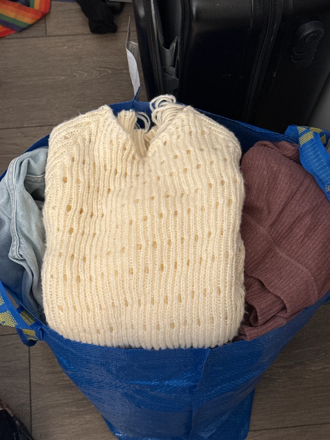 5$  blind bag of clothes and pants