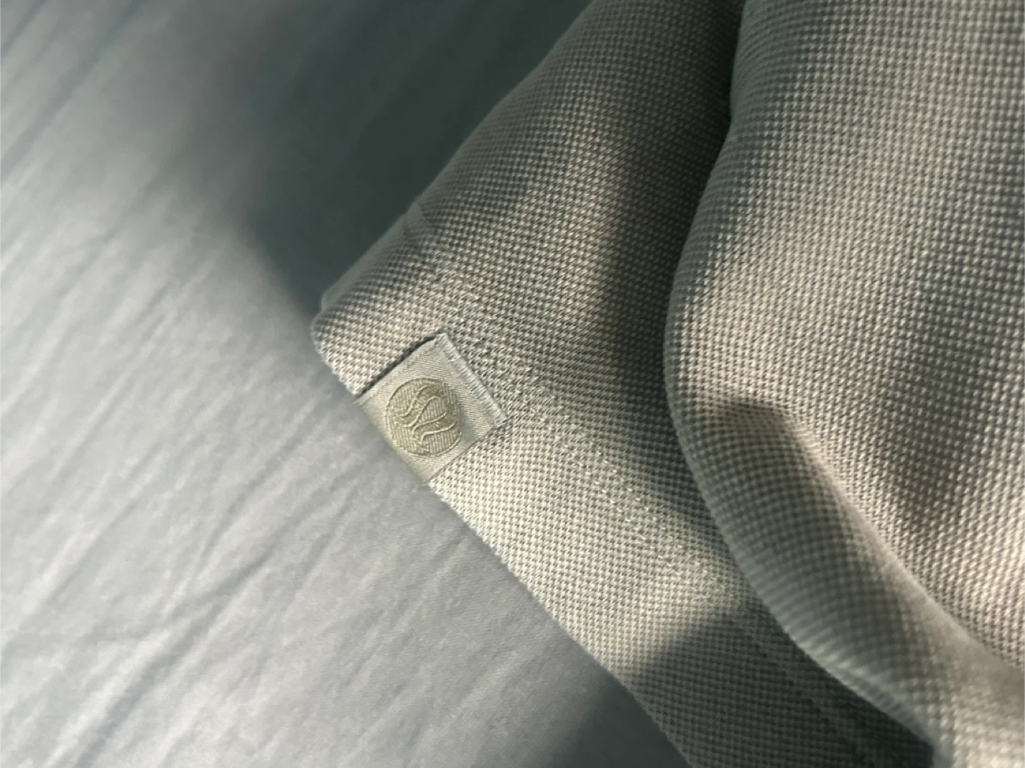 Uniqlo JW Anderson Polo Shirts + Lulu Polo - L (3 Pack) - photo 2