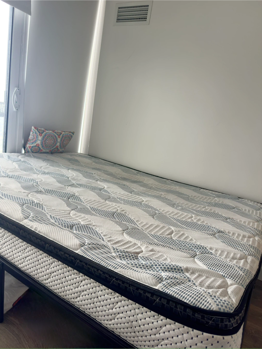 Queen Mattress - photo 2