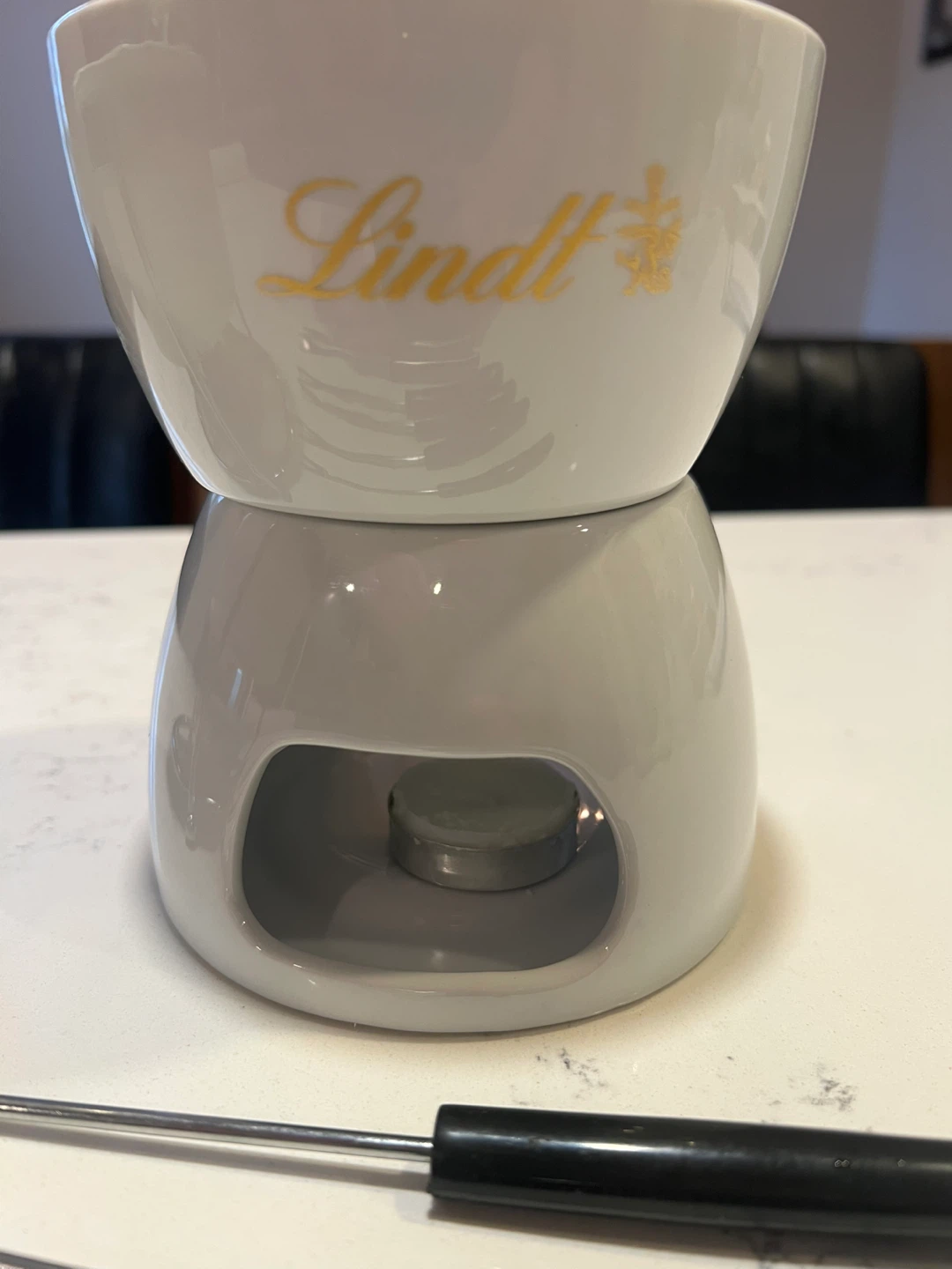 Lindt Chocolate Fondue Set with 4 Fondue Forks - photo 3