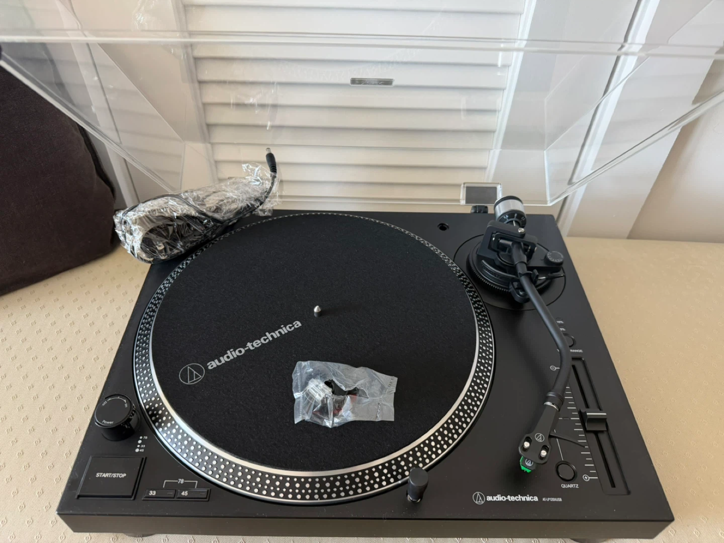 Audio-Technica AT-LP120XUSB Turntable