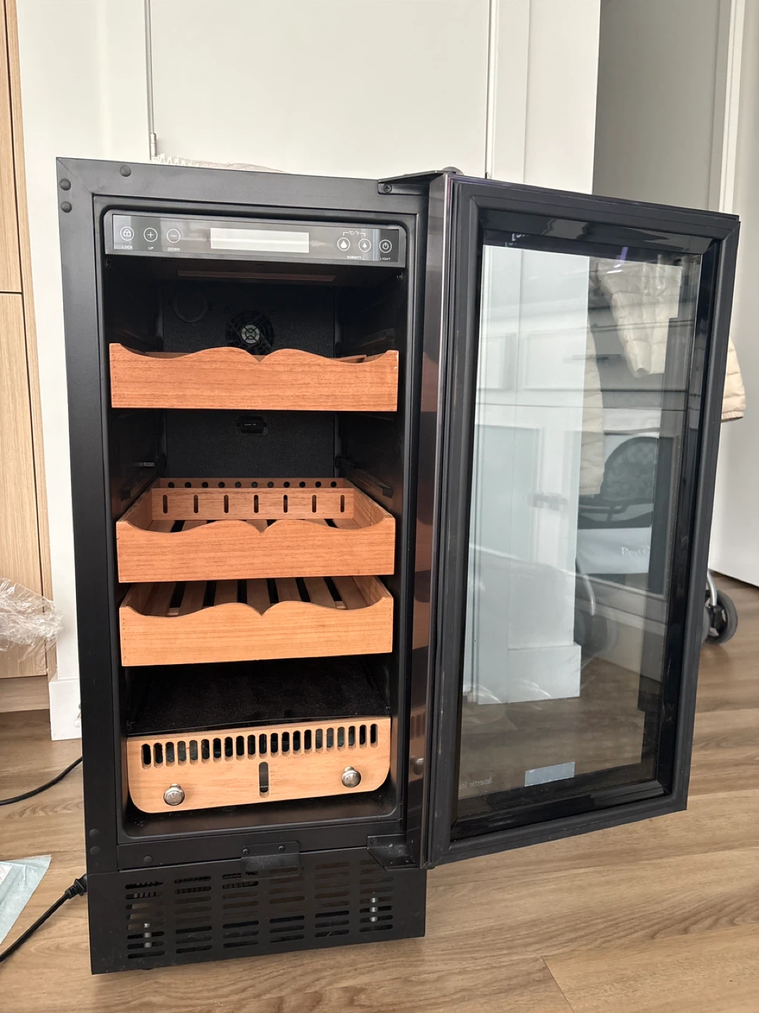 Cigar humidor - photo 3