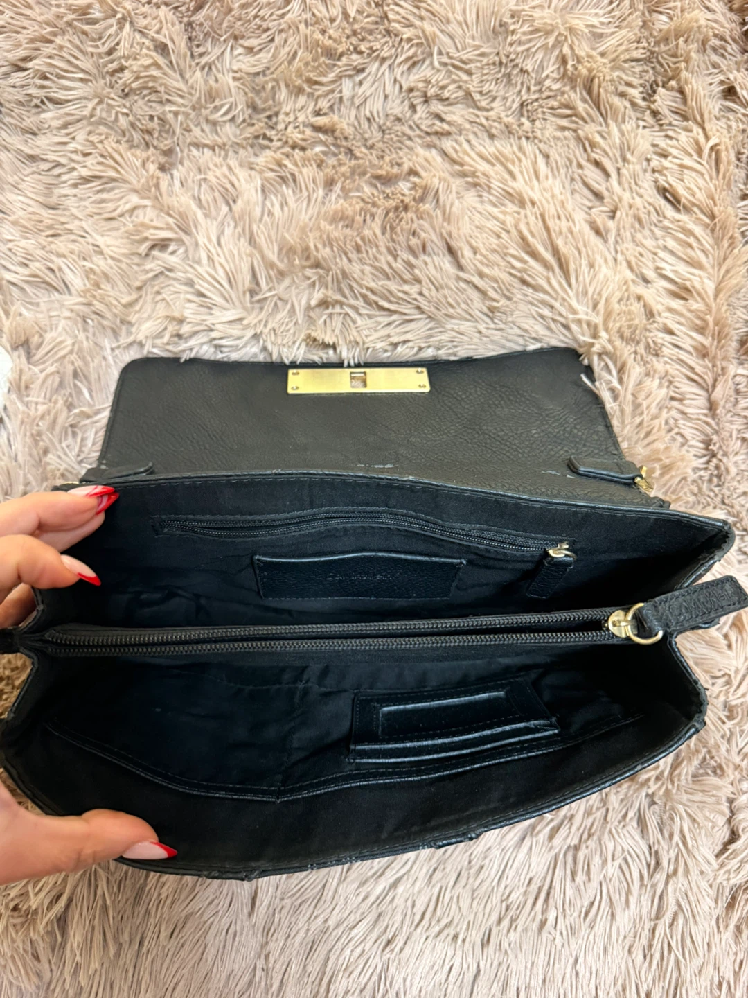 Calvin Klein Black Shoulder Bag - photo 3