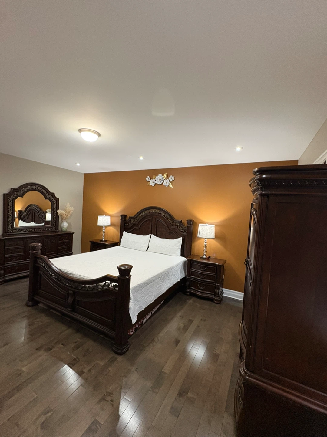 Dark Wood Bedroom Set - Queen Bed, Dresser, Armoire - photo 2