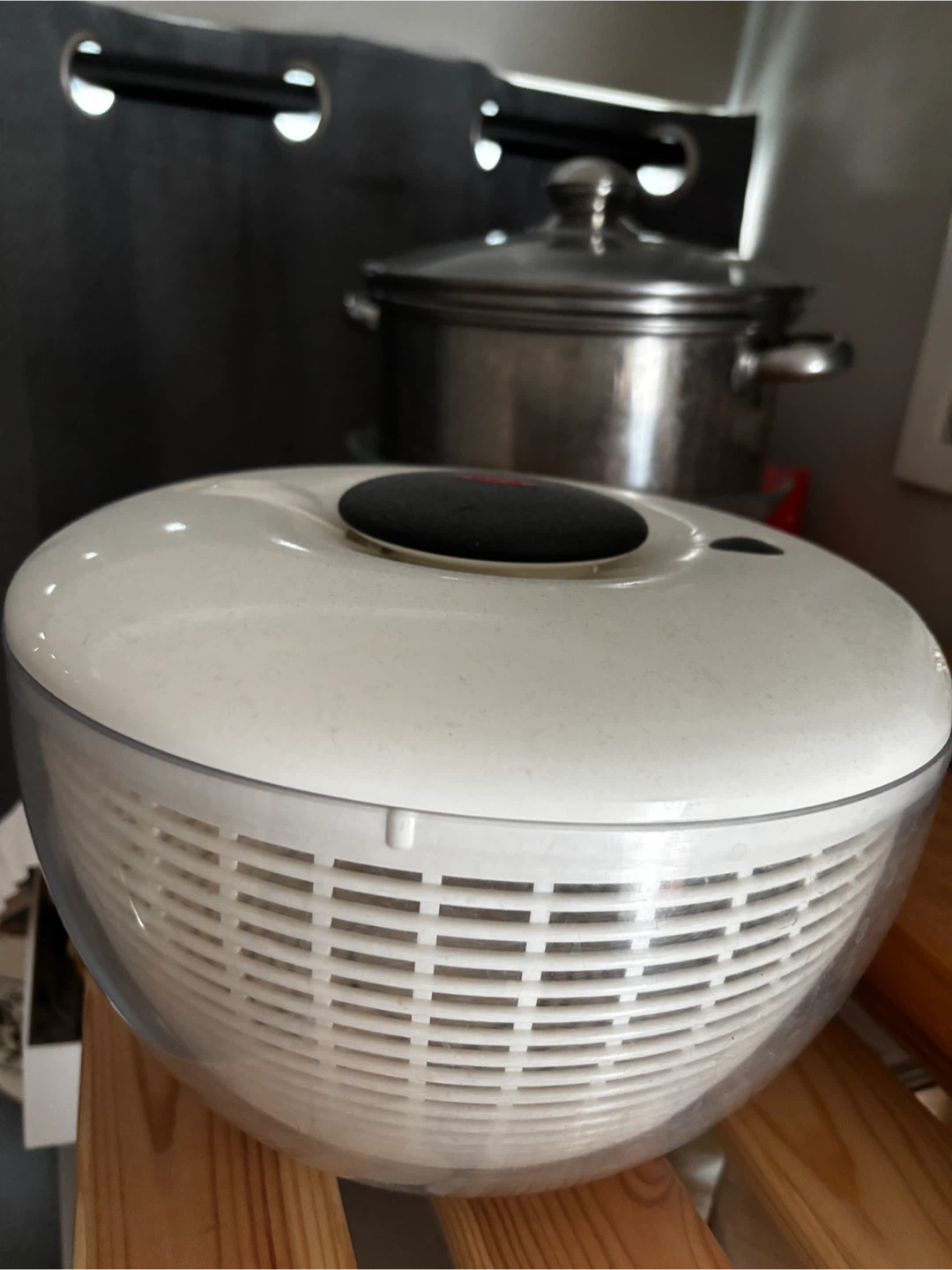 OXO Good Grips Salad Spinner - photo 2