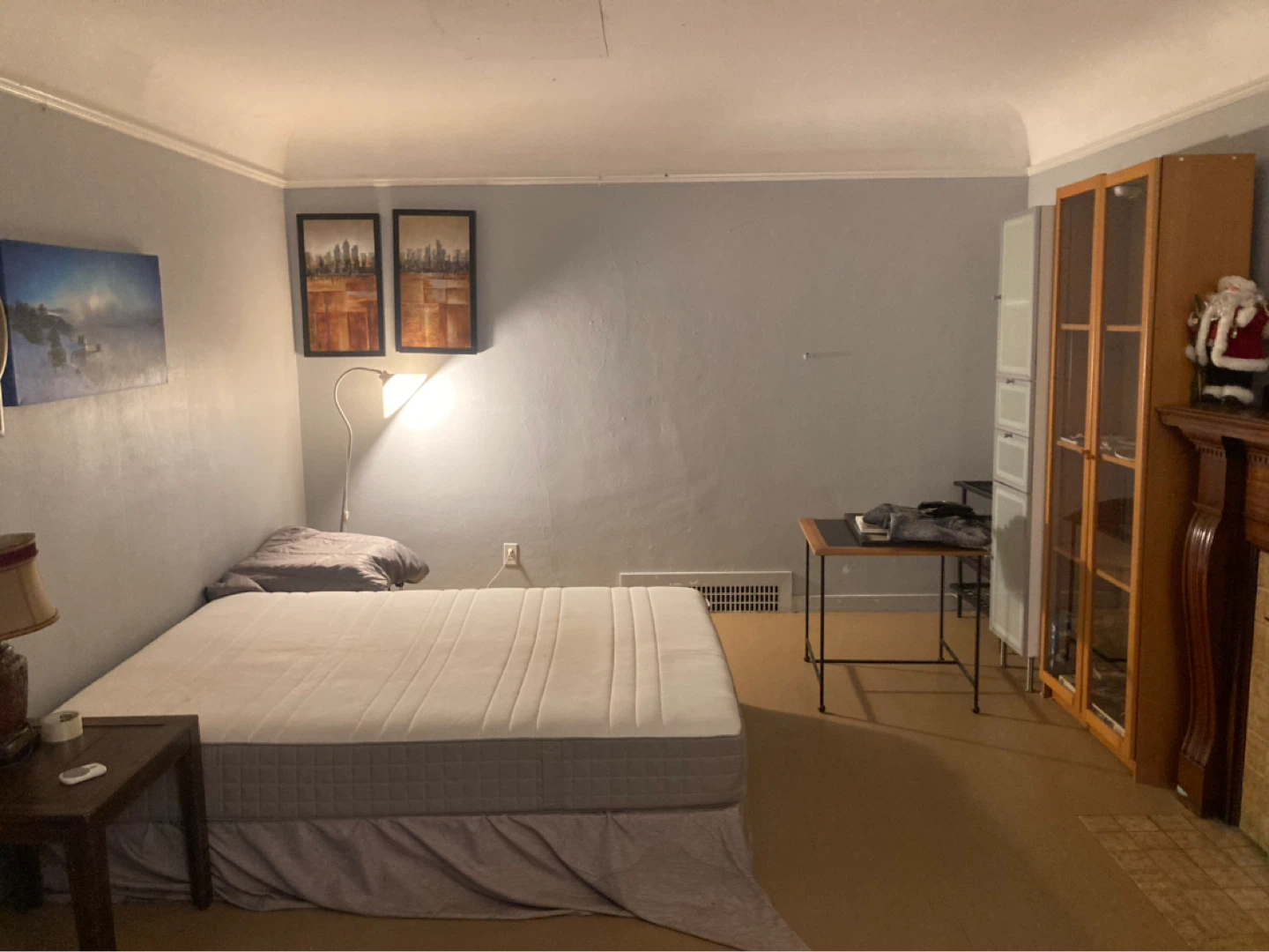 Room For Rent in Large House
